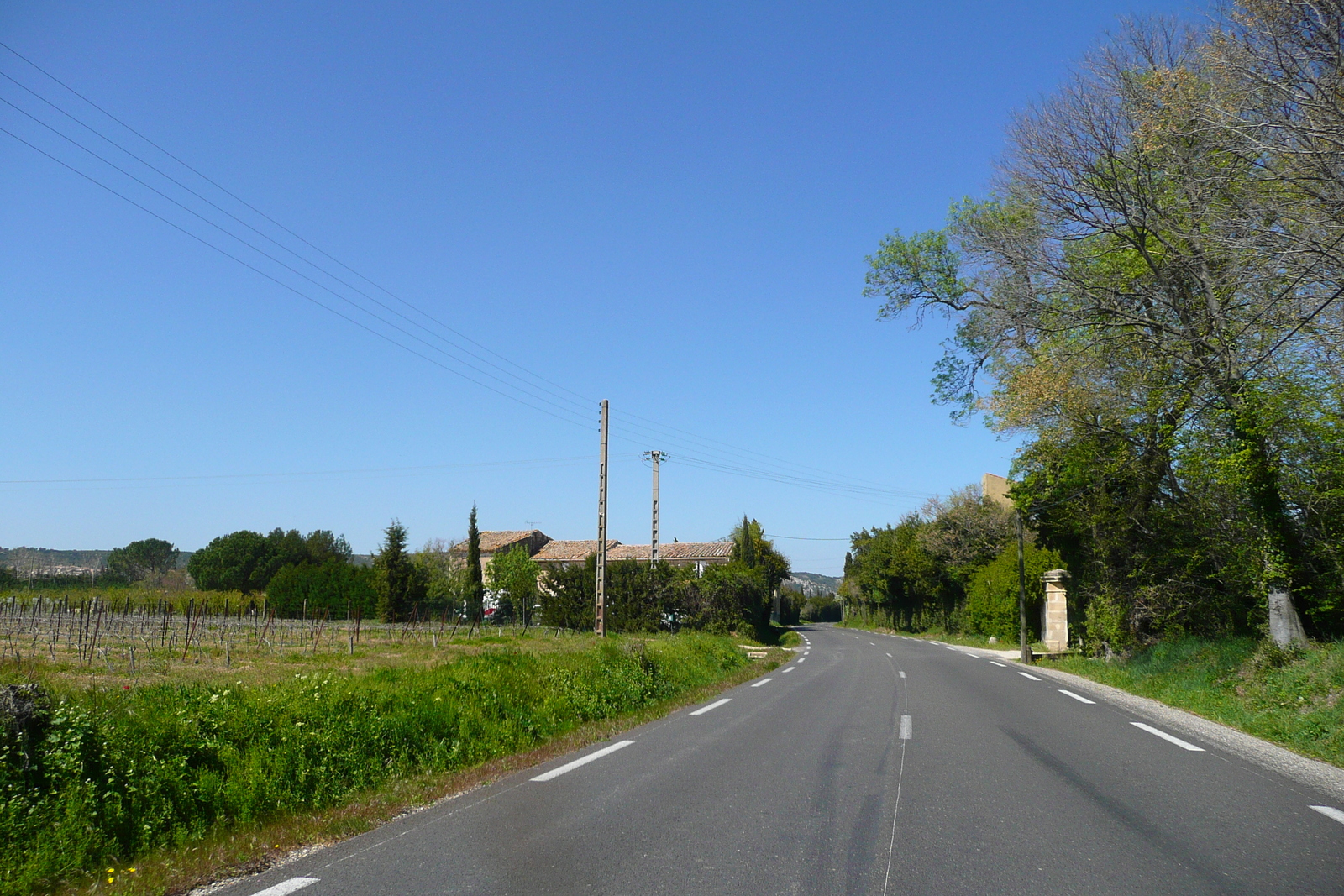 รูปถ่าย ฝรั่งเศส(France) โพรว็องส์(Provence) ถนนจากโบแกร์ไปปงดูการ์(Beaucaire to pont du gard road) 2008-04 59