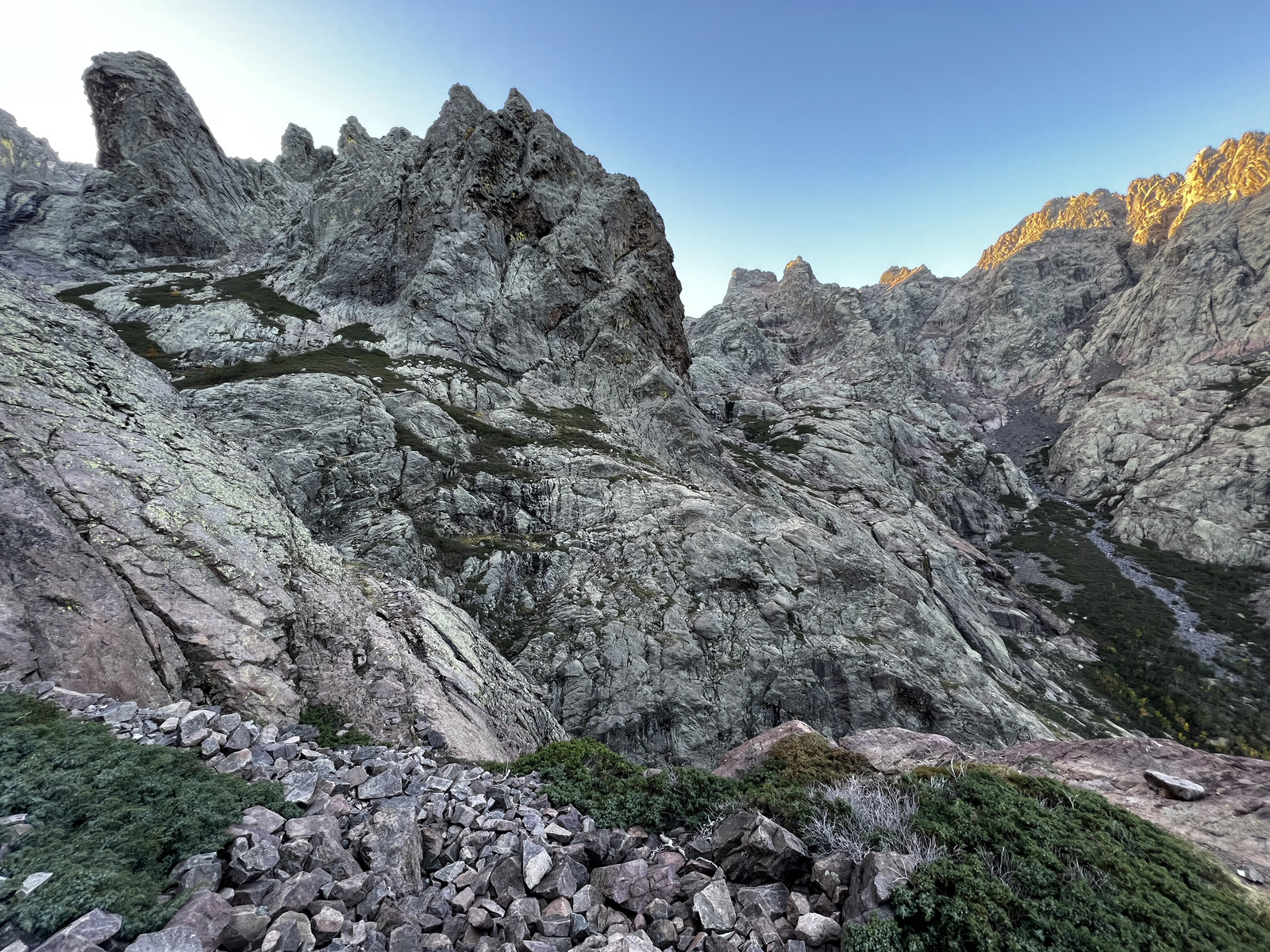 รูปถ่าย ฝรั่งเศส(France) คอร์สิคา(Corsica) ภูเขามอนเตชินโต(Monte Cinto) 2023-10 128