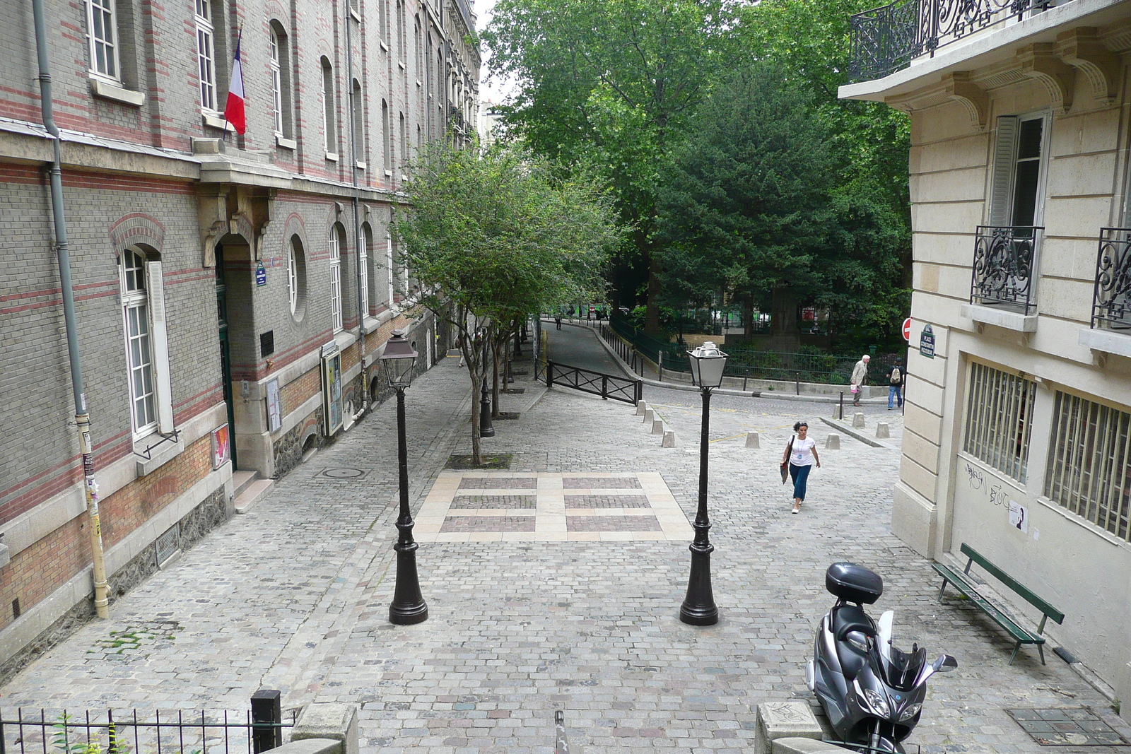 รูปถ่าย ฝรั่งเศส(France) ปารีส(Paris) มังท์มาร์เทรอ(Montmartre) 2007-06 4