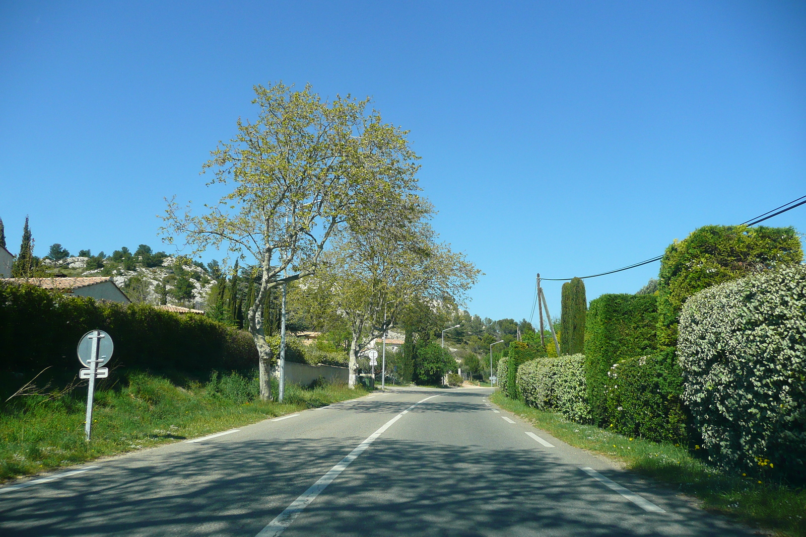 รูปถ่าย ฝรั่งเศส(France) โพรว็องส์(Provence) ถนนจากมูรีแยสไปโบเดอโพรว็องส์(Mouries to Baux de Provence road) 2008-04 22