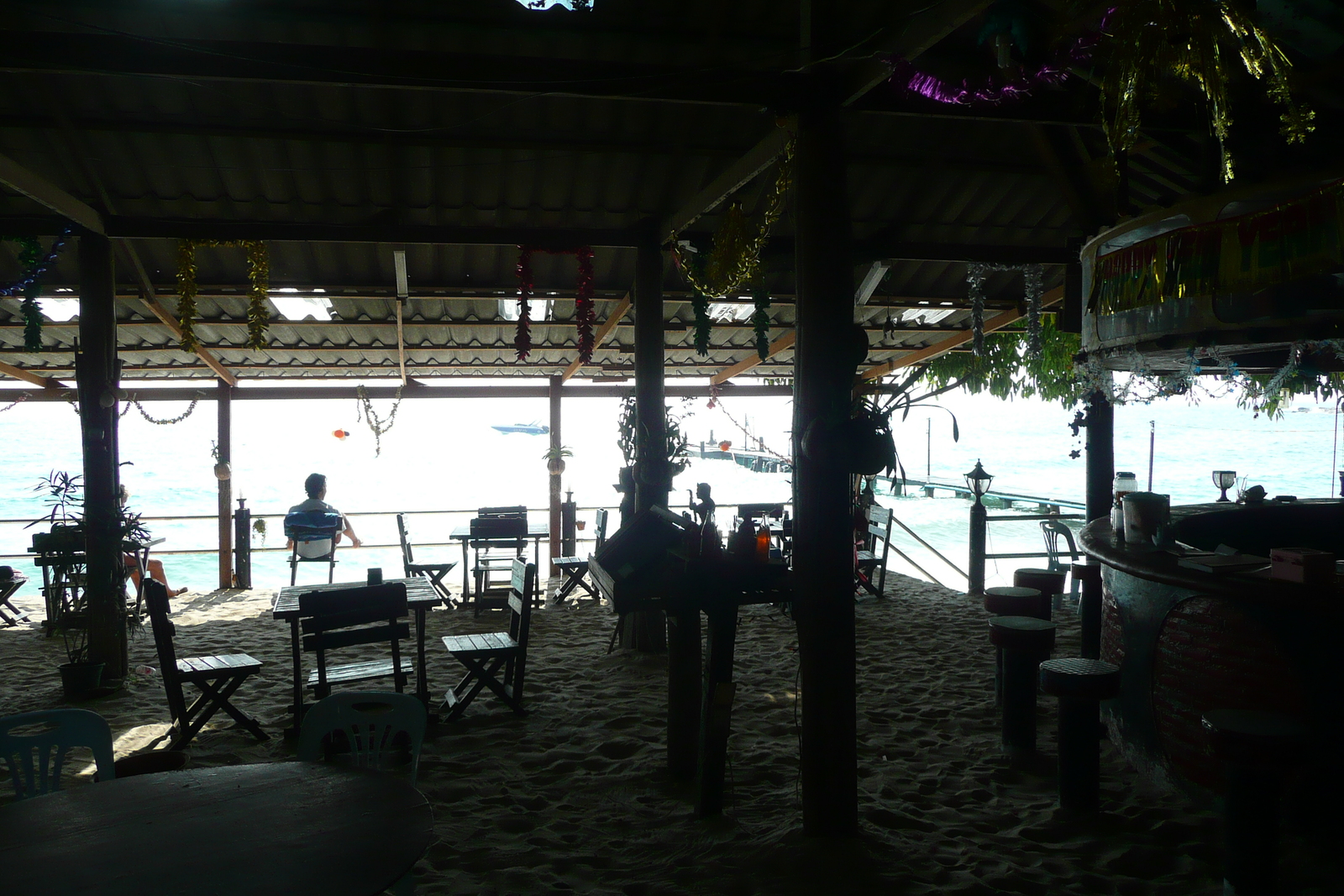 รูปถ่าย ไทย(Thailand) เกาะเสม็ด(Ko Samet) อ่าวช่อ(Ao Cho) 2009-01 30