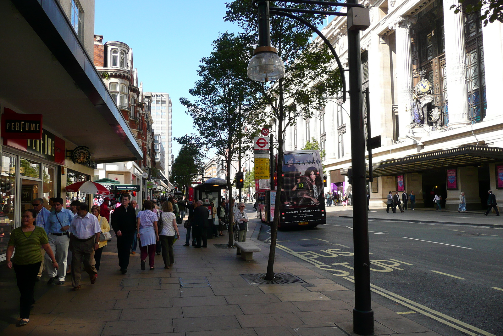 รูปถ่าย อังกฤษ(United Kingdom) ลอนดอน(London) ถนนออกซ์ฟอร์ด(Oxford Street) 2007-09 151