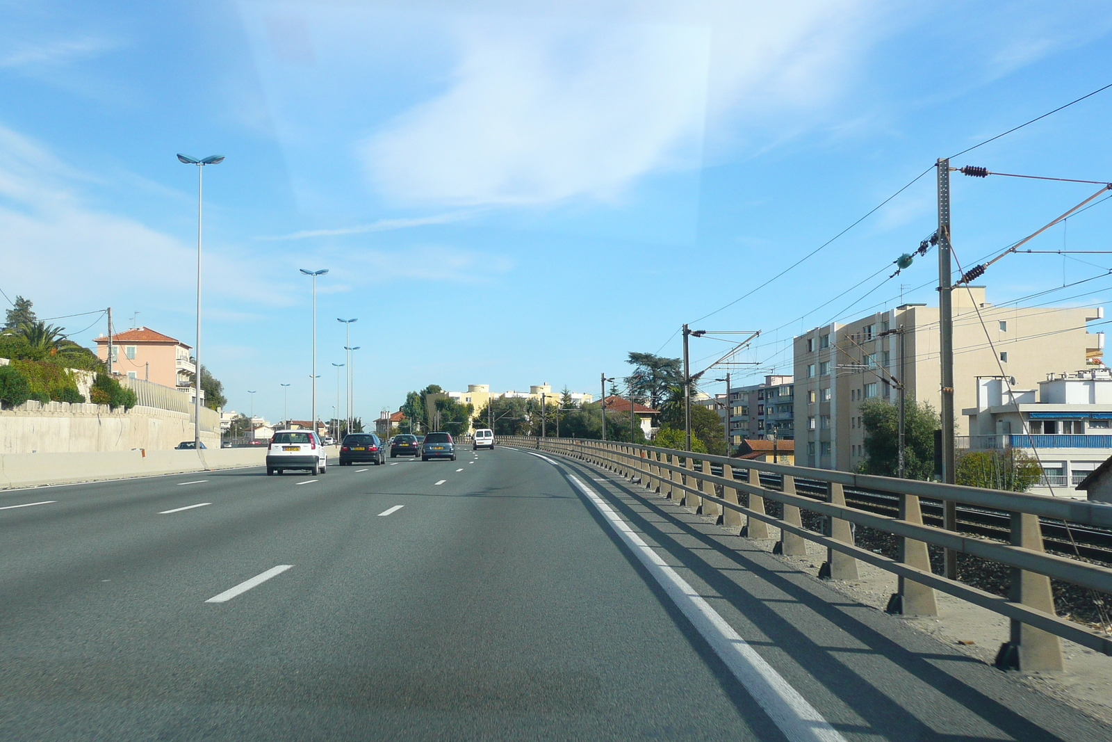 รูปถ่าย ฝรั่งเศส(France) เฟรนช์ริวิเอรา(French Riviera) ถนนจากคาญ-ซูร์-แมร์ไปนีซ(Cagnes sur Mer to Nice road) 2007-10 23