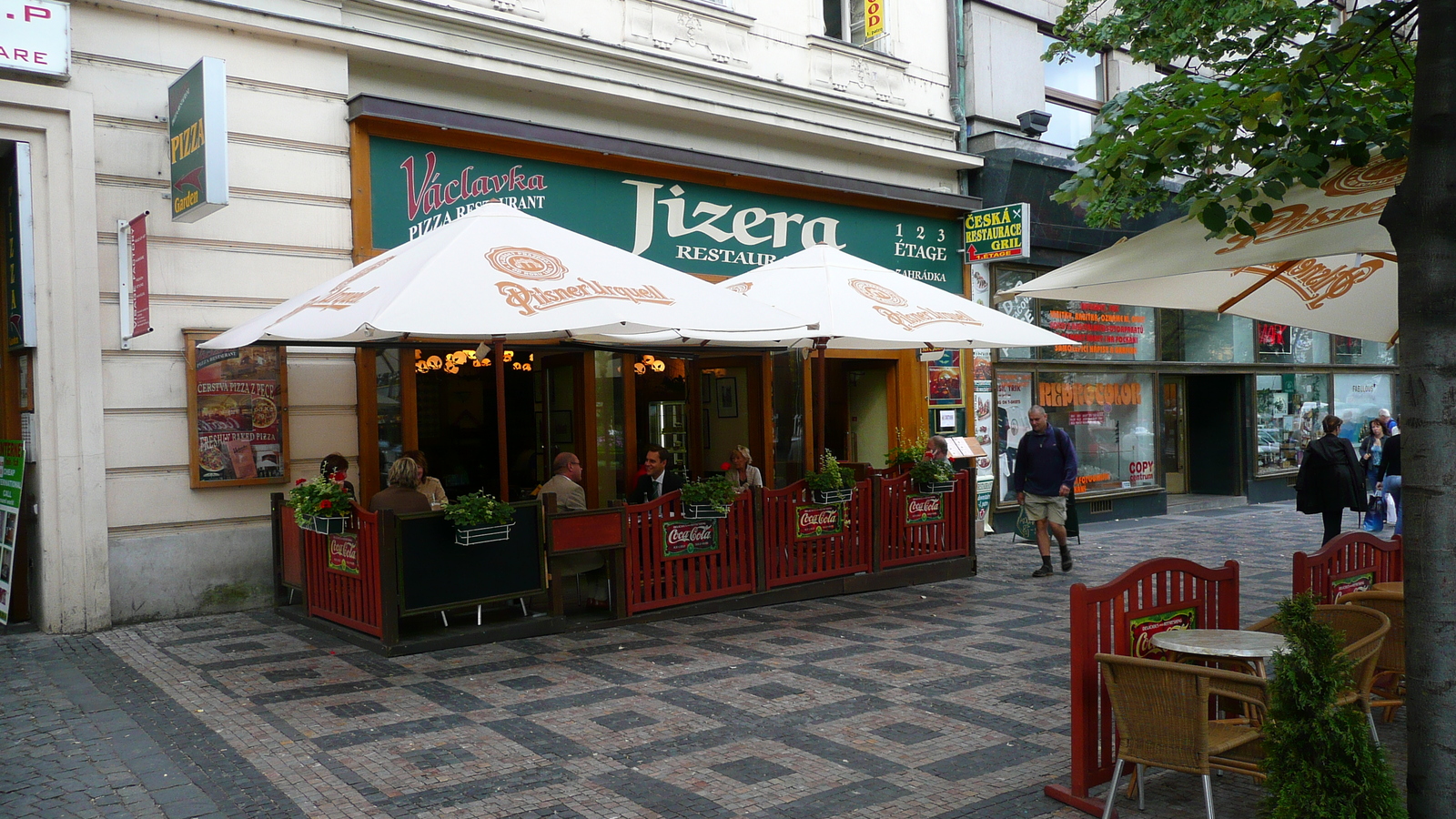 รูปถ่าย สาธารณรัฐเช็ก(Czech Republic) ปราก(Prague) จัตุรัสเวนเซสลาส(Vaclavske namesti) 2007-07 12
