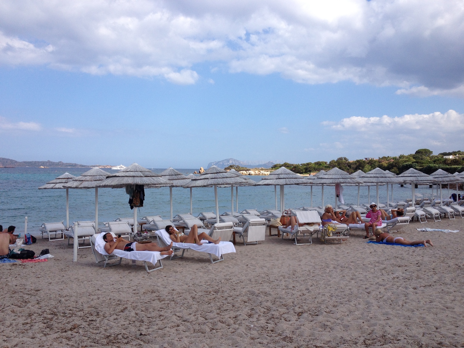 รูปถ่าย อิตาลี(Italy) ซาร์ดิเนีย(Sardinia) กอสตาสเมรัลดา(Costa Smeralda) 2015-06 141