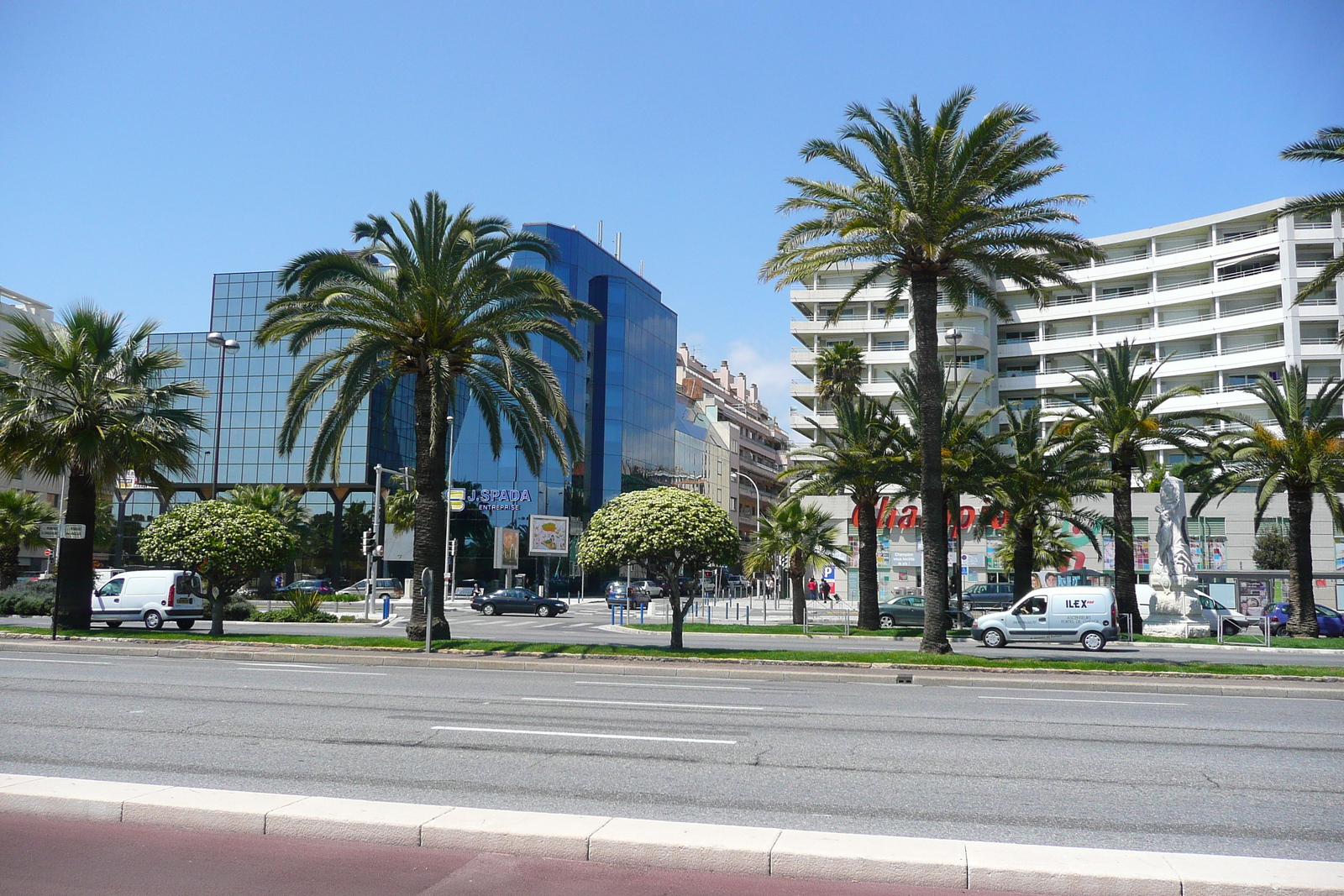 รูปถ่าย ฝรั่งเศส(France) นีส(Nice) นีซฝั่งตะวันตก(Nice West) 2008-04 28