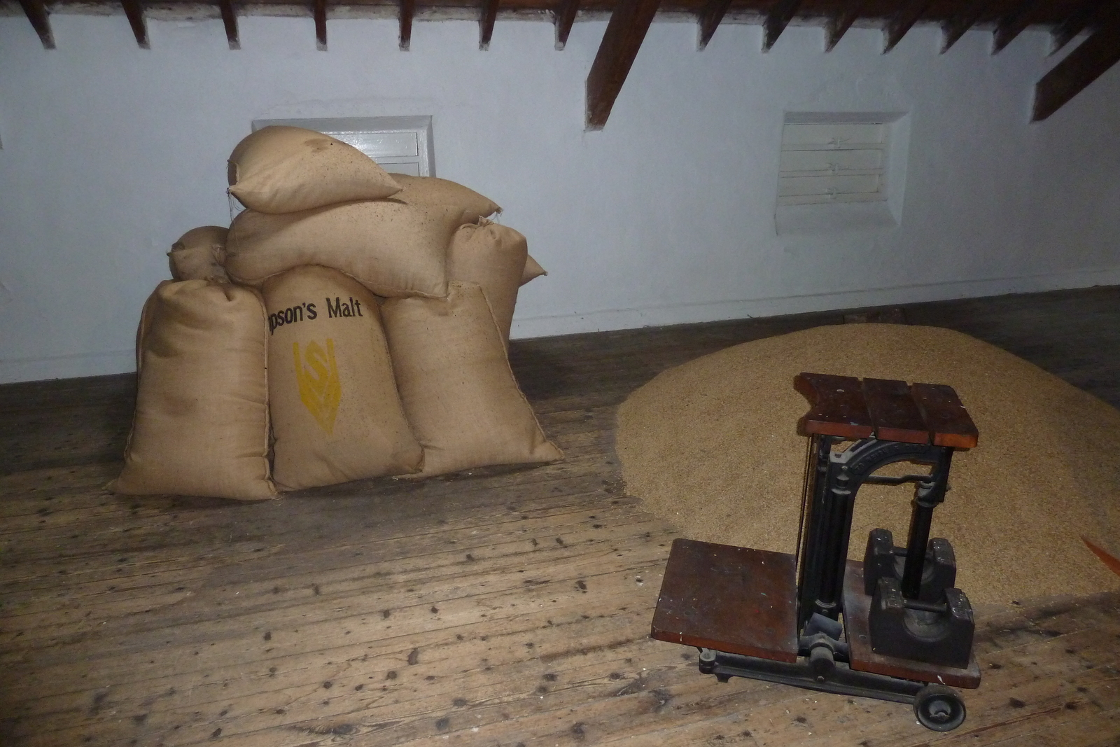 รูปถ่าย อังกฤษ(United Kingdom) สกอตแลนด์(Scotland) โรงกลั่นดัลลัสดู(Dallas Dhu Distillery) 2011-07 1