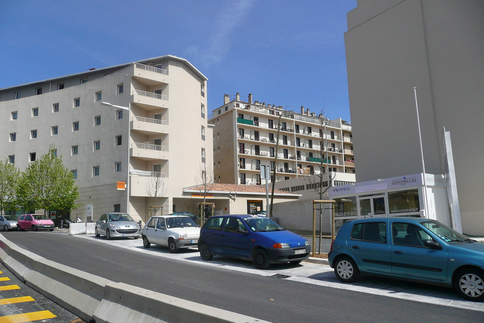 รูปถ่าย ฝรั่งเศส(France) แอ็กซ์-อ็อง-โพรว็องส์(Aix en Provence) แอ็กซ์ฝั่งตะวันตก(Aix West) 2008-04 9