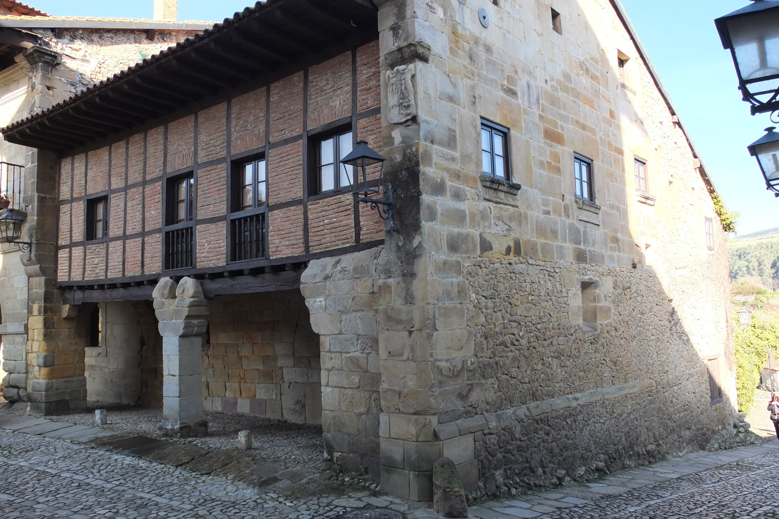 รูปถ่าย สเปน(Spain) ซันตีญานาเดลมาร์(Santillana del Mar) 2013-01 53