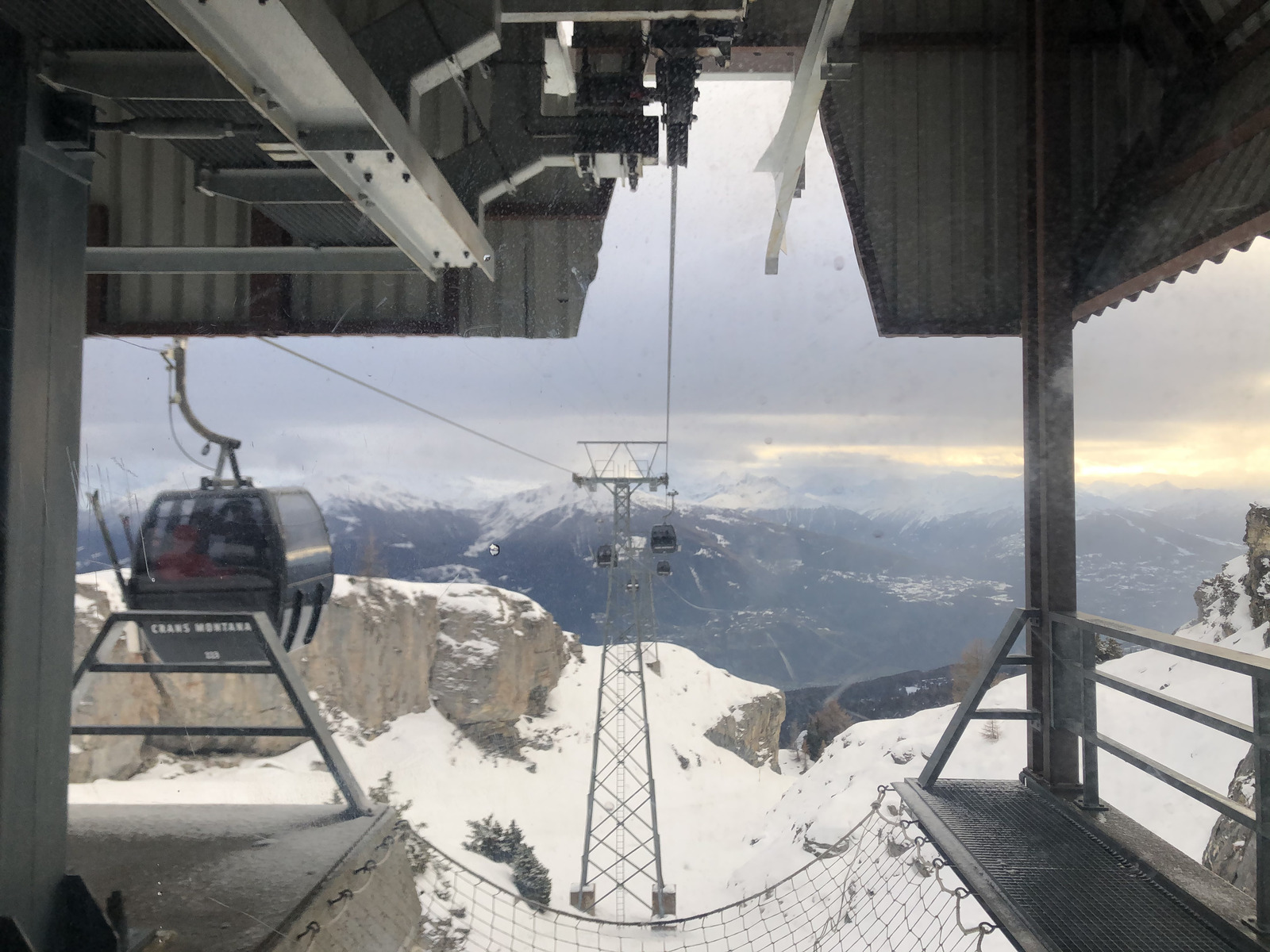 รูปถ่าย สวิสเซอร์แลนด์(Switzerland) ครองส์-มงตานา(Crans Montana) 2020-12 184