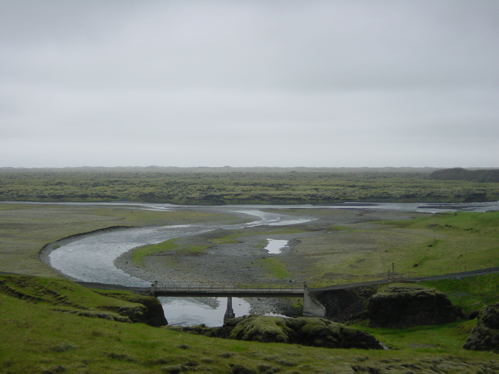 รูปถ่าย ไอซ์แลนด์(Iceland) ถนนหมายเลข 1 จากวีกไปสกาฟตาเฟลล์(Road 1 Vik to Skaftafell) 2003-06 10