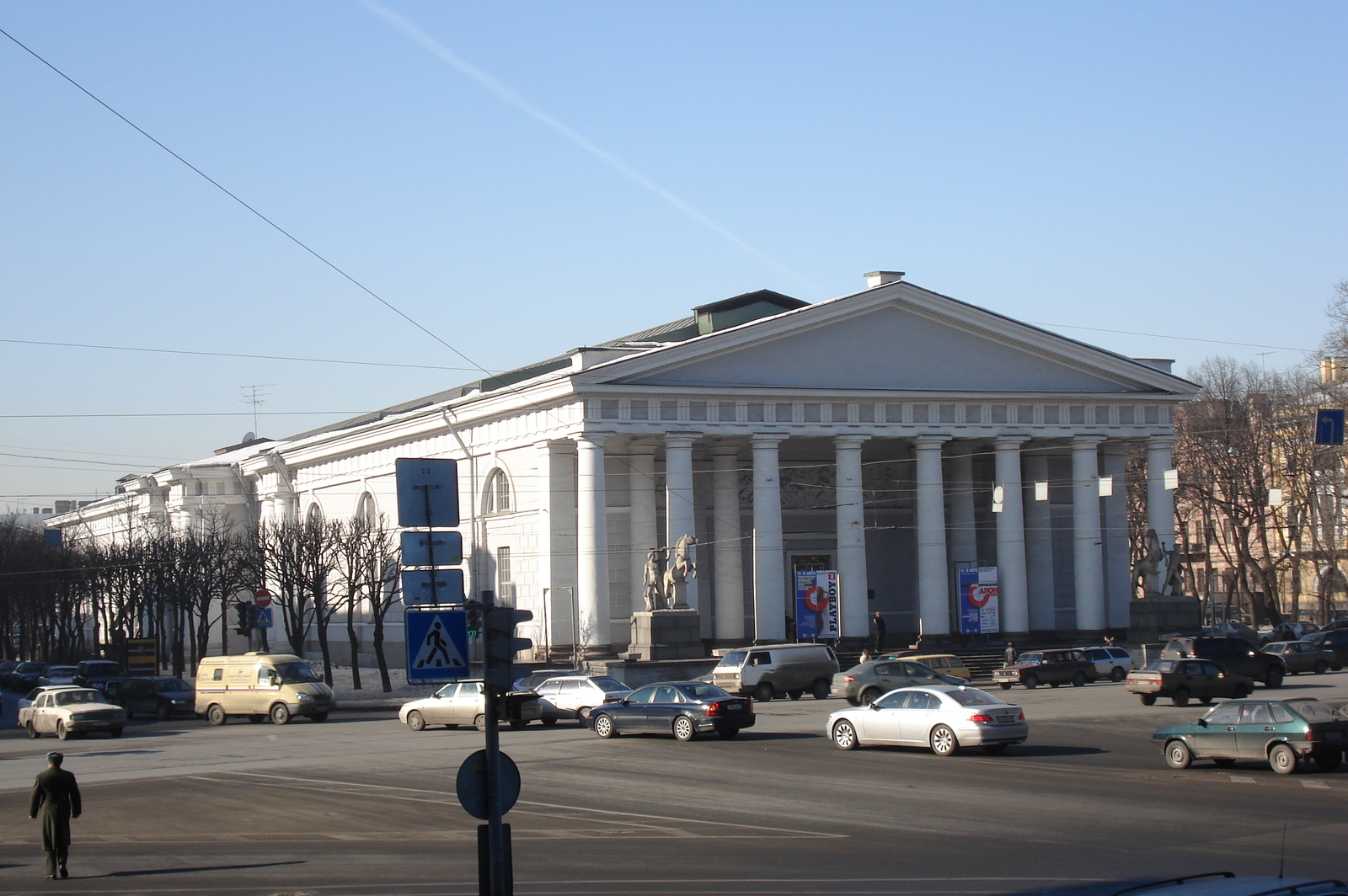 รูปถ่าย รัสเซีย(Russia) เซนต์ปีเตอร์สเบิร์ก(St Petersburg) จัตุรัสเซนต์ไอแซก(St Isaac's Square) 2006-03 19