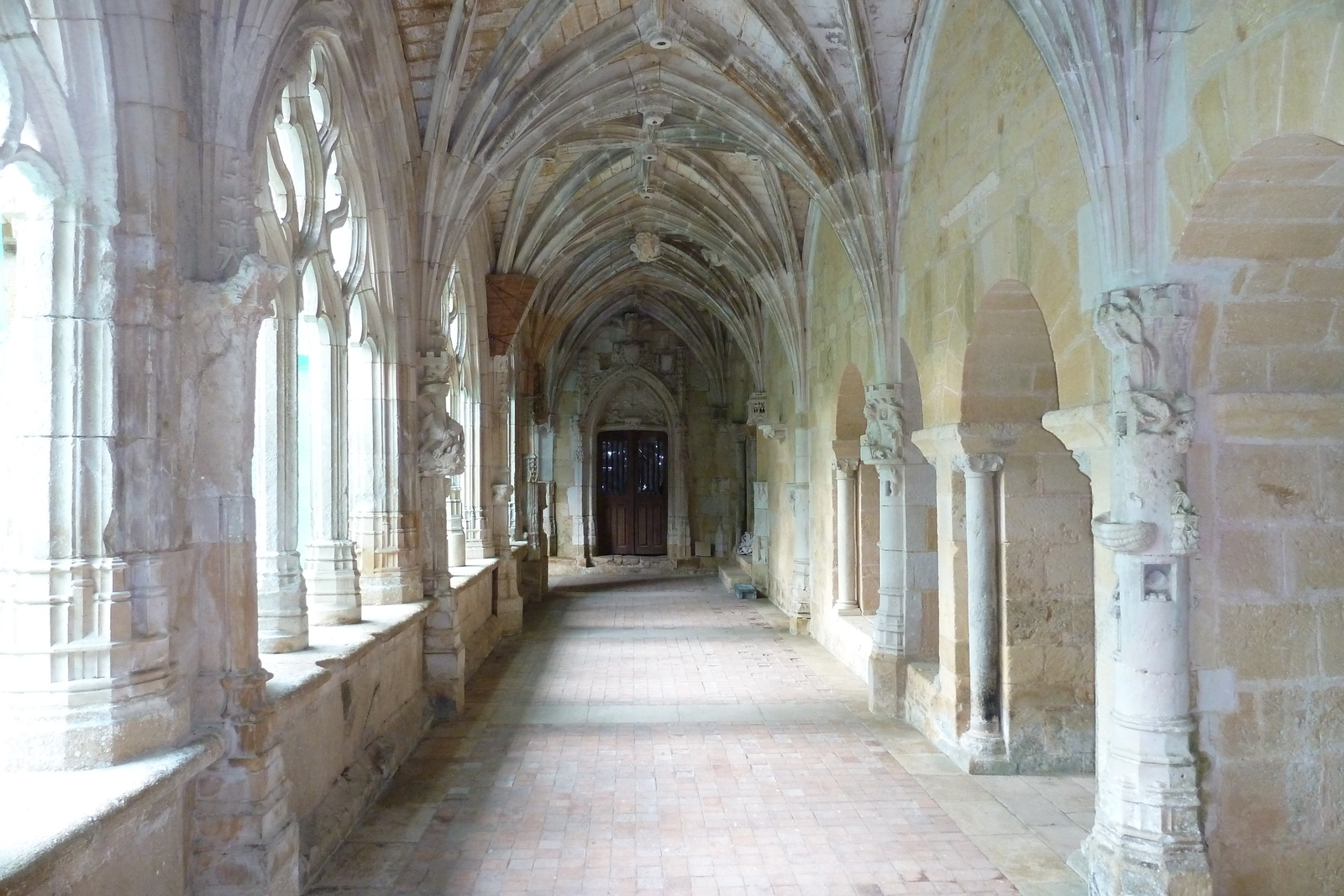 รูปถ่าย ฝรั่งเศส(France) กาดูแอ็ง(Cadouin) 2010-08 55