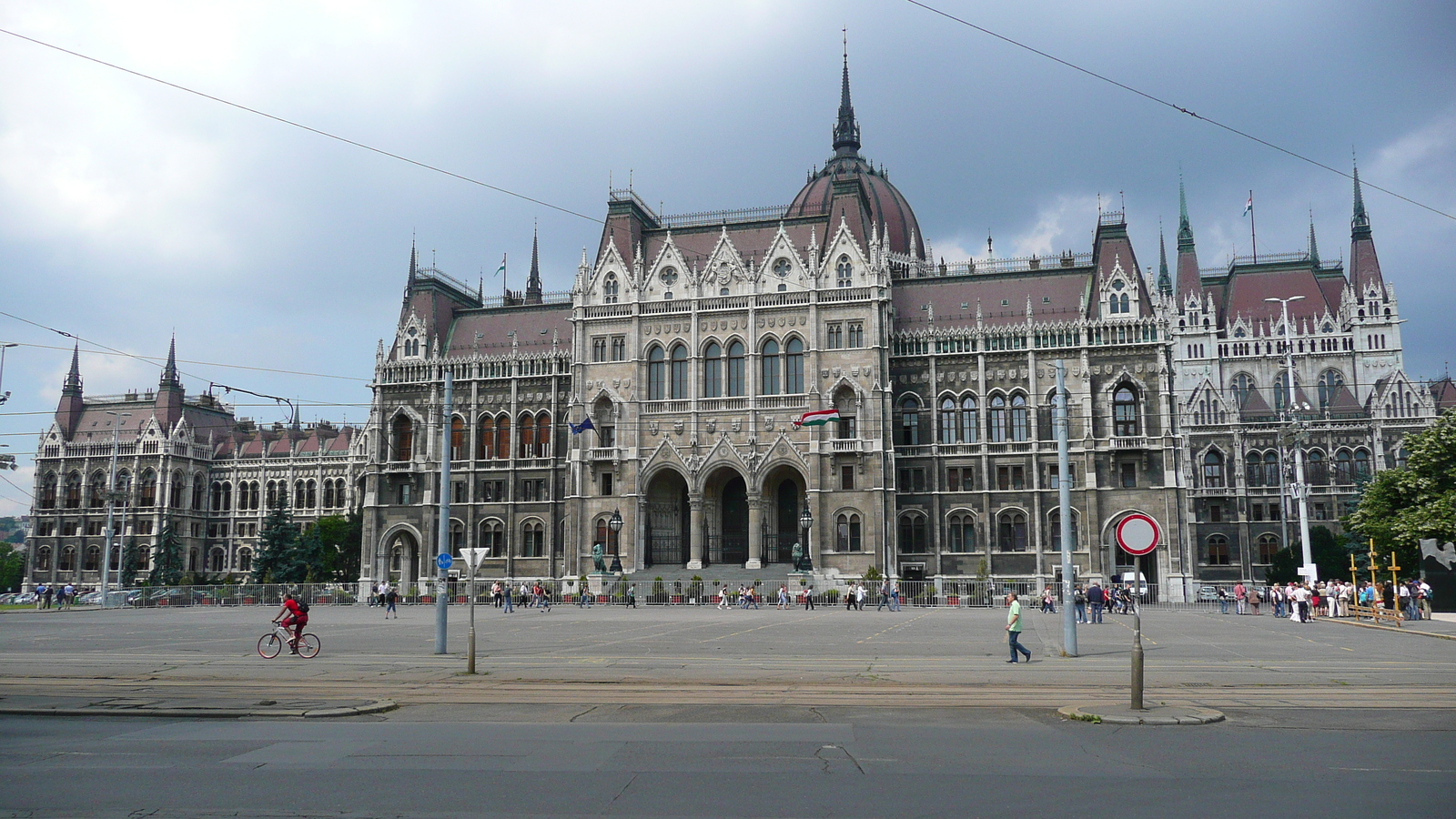 รูปถ่าย ฮังการี(Hungary) บูดาเปสต์(Budapest) อาคารรัฐสภาฮังการี(Budapest Parliament) 2007-06 22