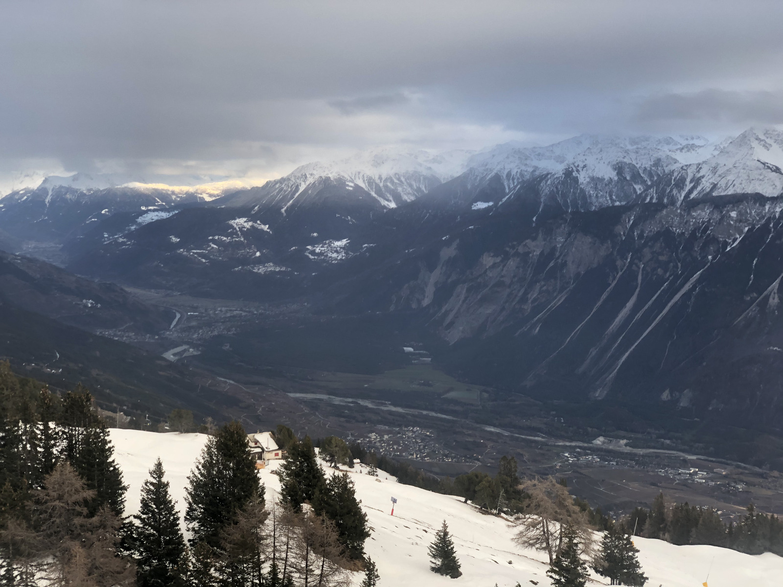 รูปถ่าย สวิสเซอร์แลนด์(Switzerland) ครองส์-มงตานา(Crans Montana) 2020-12 319
