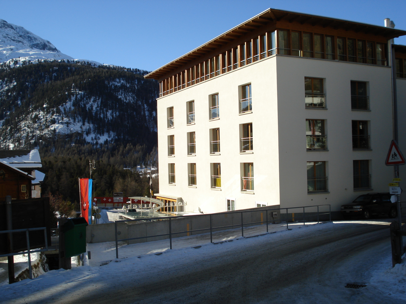 รูปถ่าย สวิสเซอร์แลนด์(Switzerland) ปองเทรซีน่า(Pontresina) 2007-01 47