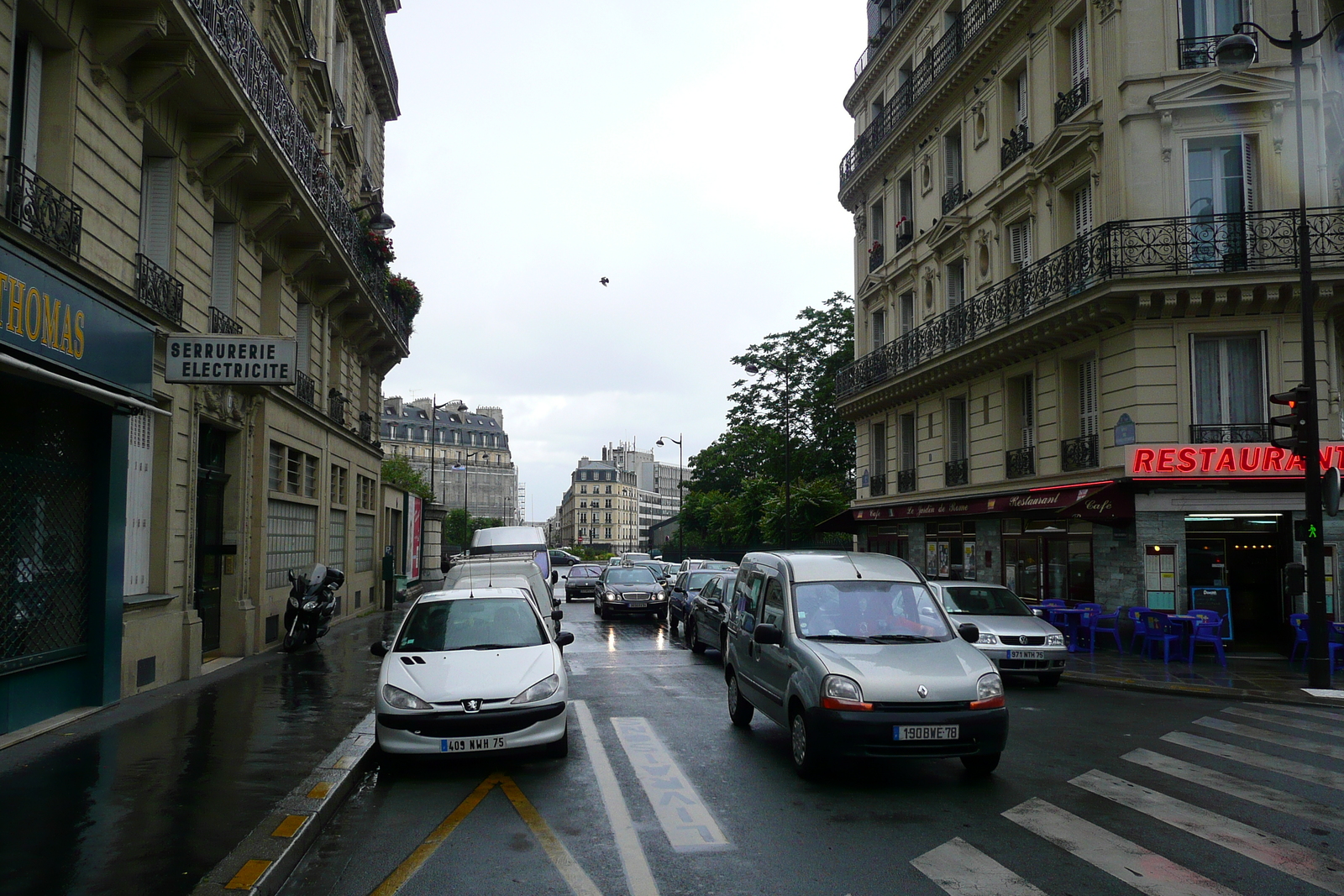 รูปถ่าย ฝรั่งเศส(France) ปารีส(Paris) ถนนโรม(Rue de Rome) 2007-06 31
