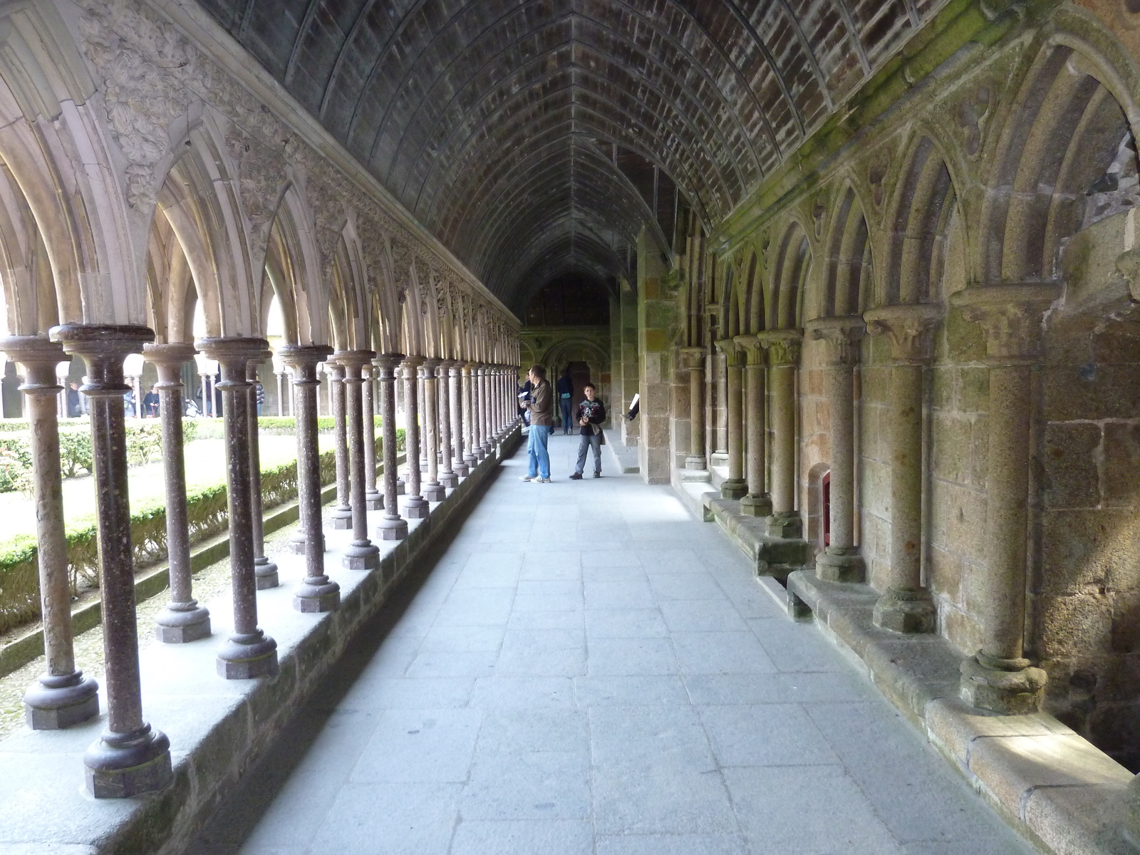 รูปถ่าย ฝรั่งเศส(France) มงแซ็งมีแชล(Mont St Michel) ระเบียงคดแอบบีมงแซ็งมีแชล(Mont St Michel Abbey Cloister) 2010-04 69