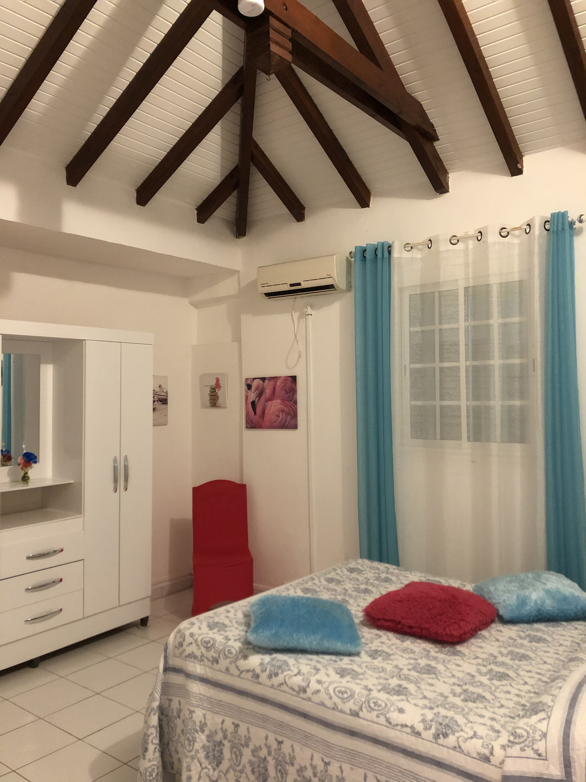 รูปถ่าย กวาเดอลูป(Guadeloupe) แซ็งตาน(Sainte Anne) 2021-02 64