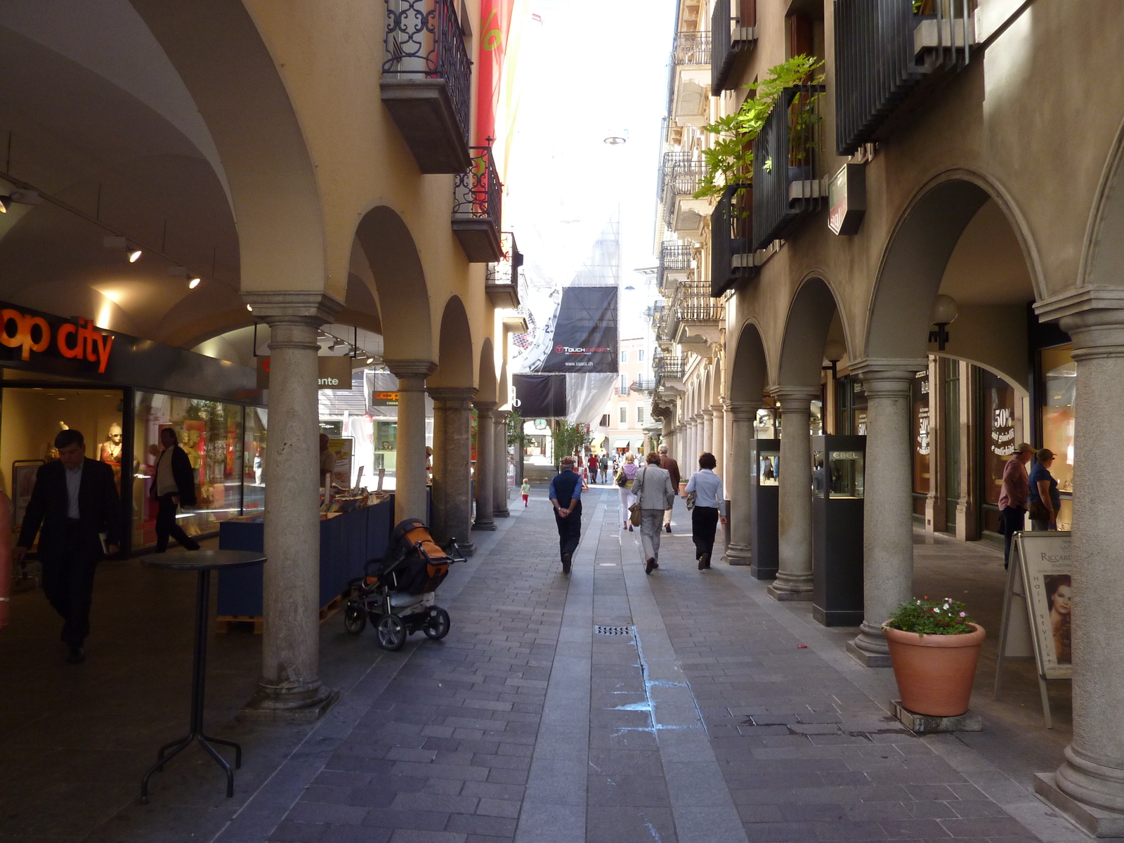 รูปถ่าย สวิสเซอร์แลนด์(Switzerland) ลูกาโน(Lugano) 2009-06 46