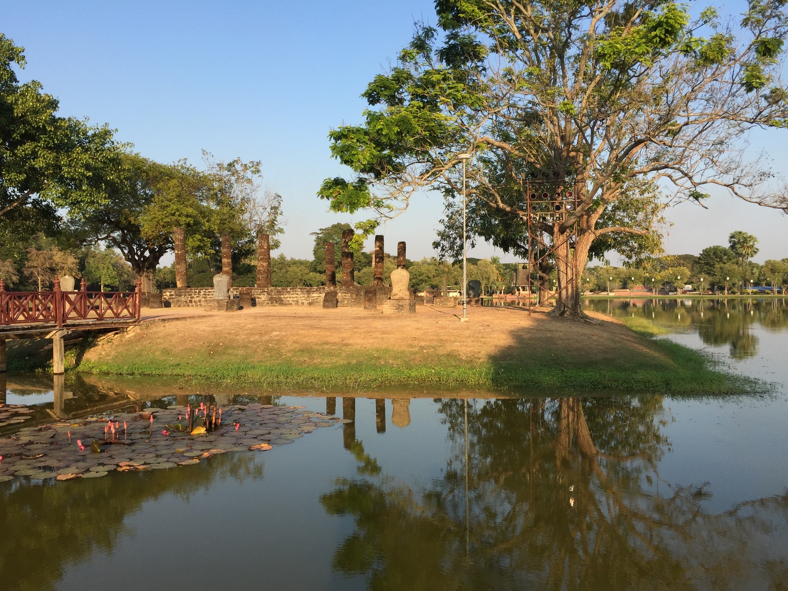 รูปถ่าย ไทย(Thailand) สุโขทัย(Sukhothai) 2014-12 75