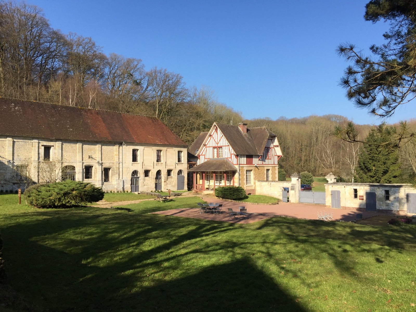 รูปถ่าย ฝรั่งเศส(France) โรงแรมชาโตเดอแบแล็งกลีซ(Chateau de Bellinglise Hotel) 2016-03 71