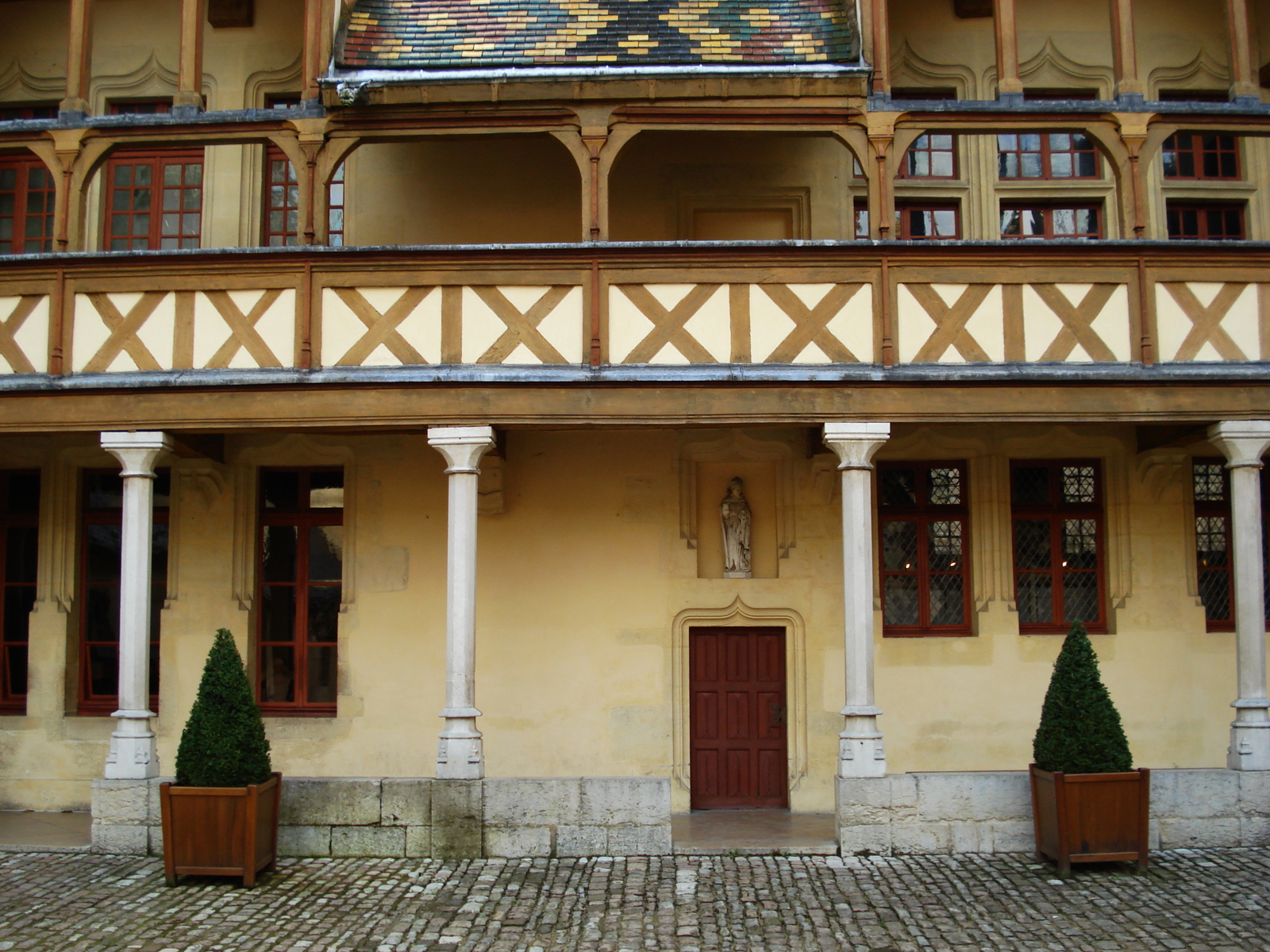 รูปถ่าย ฝรั่งเศส(France) โบนเนอ(Beaune) โรงพยาบาลเก่าโบน (ออสปิสเดอโบน)(Hospices de Beaune) 2007-01 18