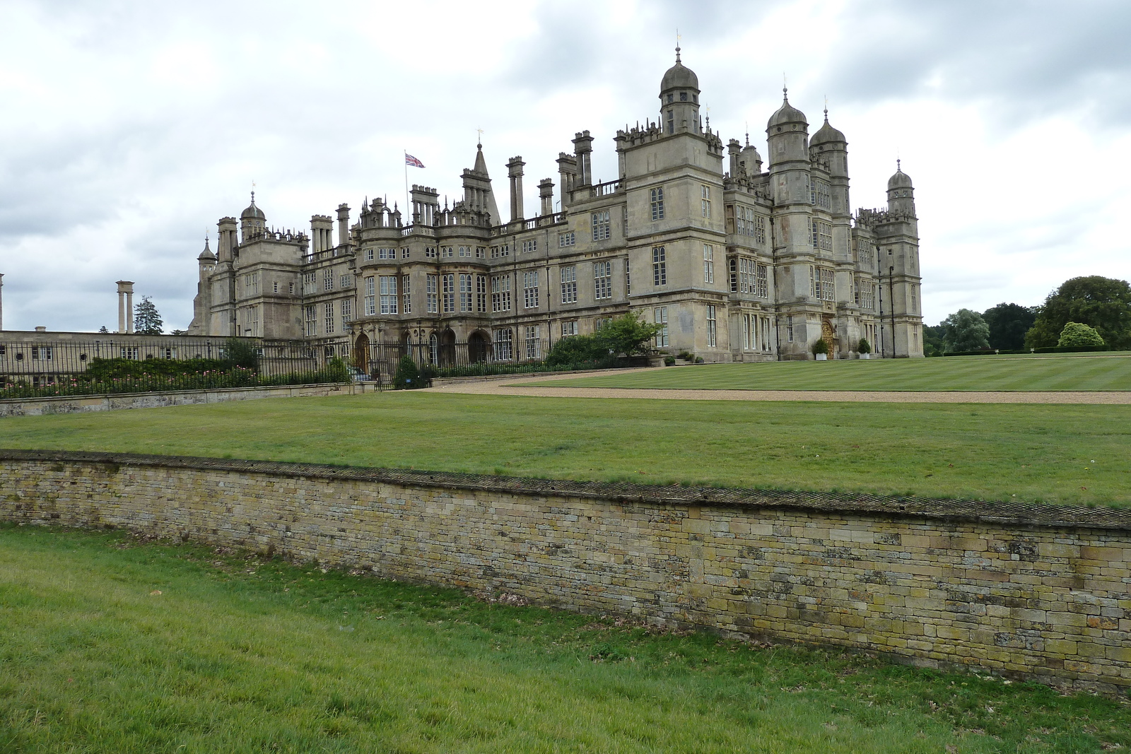รูปถ่าย อังกฤษ(United Kingdom) คฤหาสน์เบอร์ลีย์(Burghley House) 2011-07 34