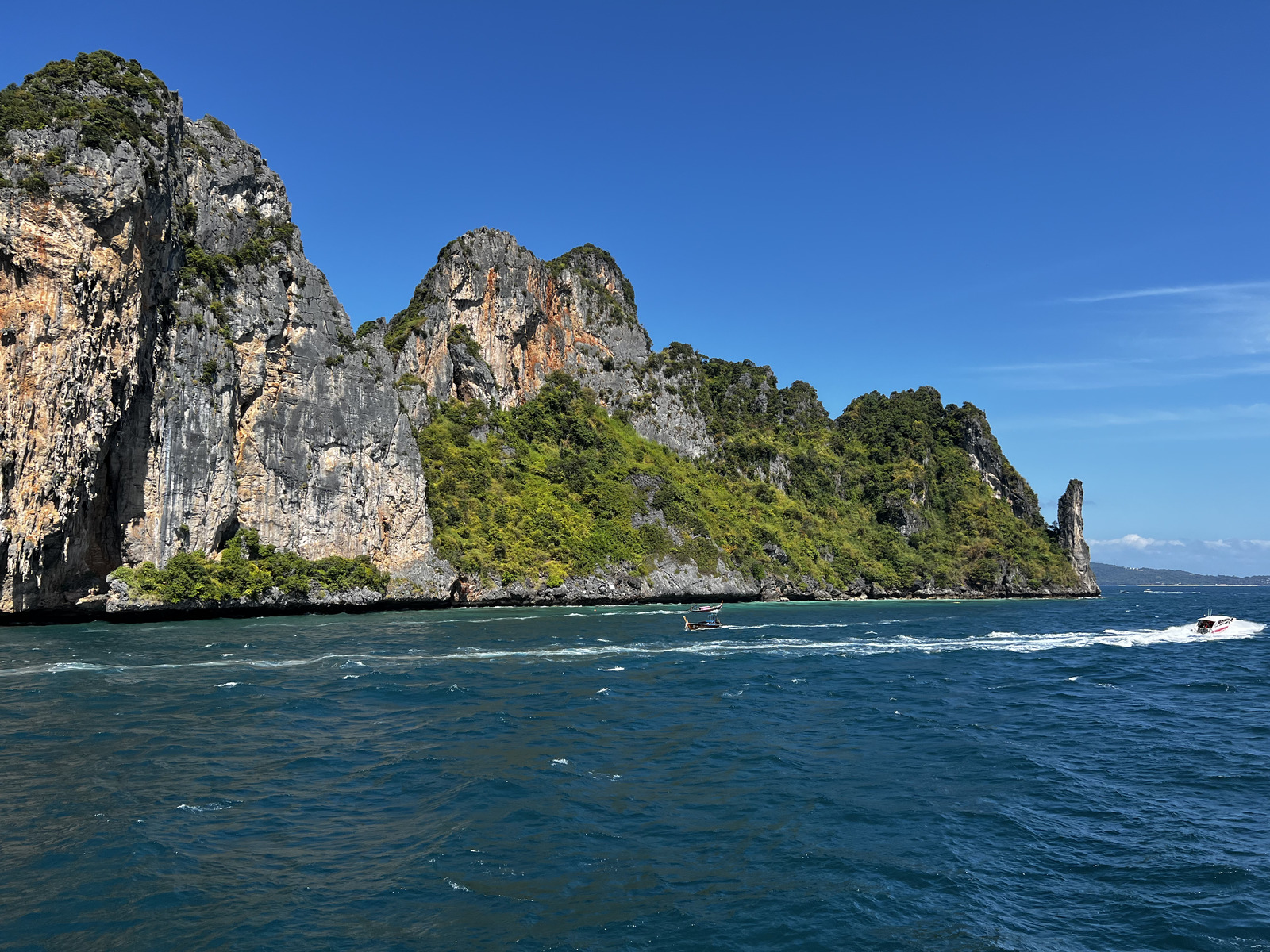 รูปถ่าย ไทย(Thailand) เรือเฟอร์รีจากภูเก็ตไปเกาะพีพี(Phuket to Ko Phi Phi Ferry) 2021-12 64