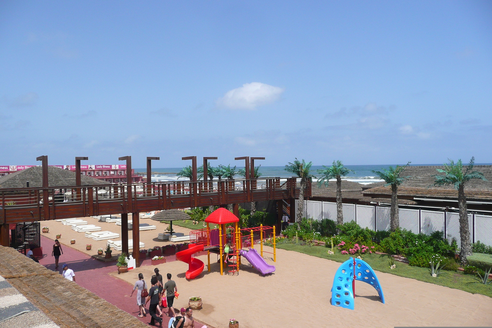 รูปถ่าย โมร็อกโก(Morocco) คาซาบลังกา(Casablanca) ถนนเลียบทะเลคาซาบลังกา(Casablanca Corniche) 2008-07 93