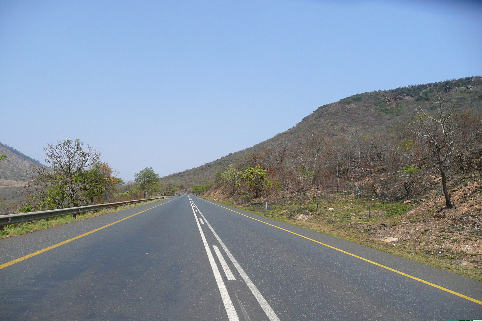 รูปถ่าย แอฟริกาใต้(South Africa) ถนนจากเนลสปรุตไปโจฮันเนสเบิร์ก(Nelspruit to Johannesburg road) 2008-09 66
