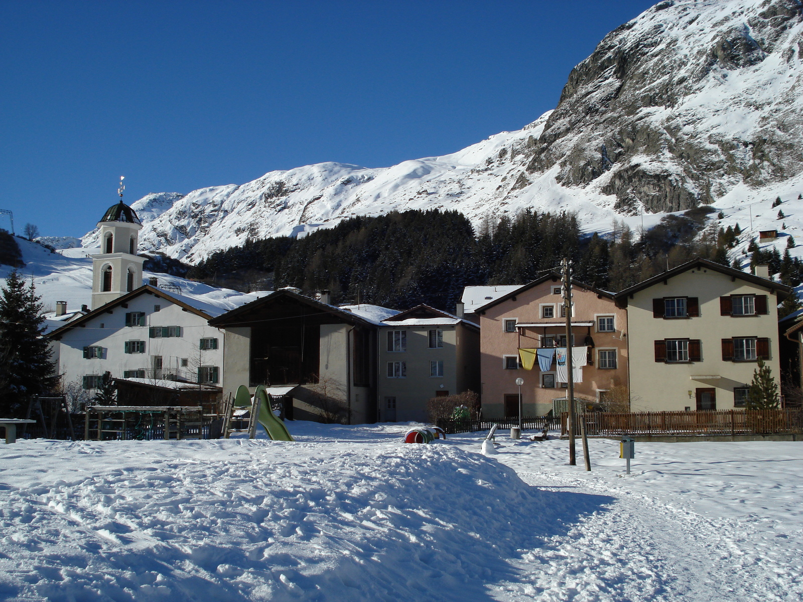 รูปถ่าย สวิสเซอร์แลนด์(Switzerland) บีวีโอ(Bivio) 2007-01 22