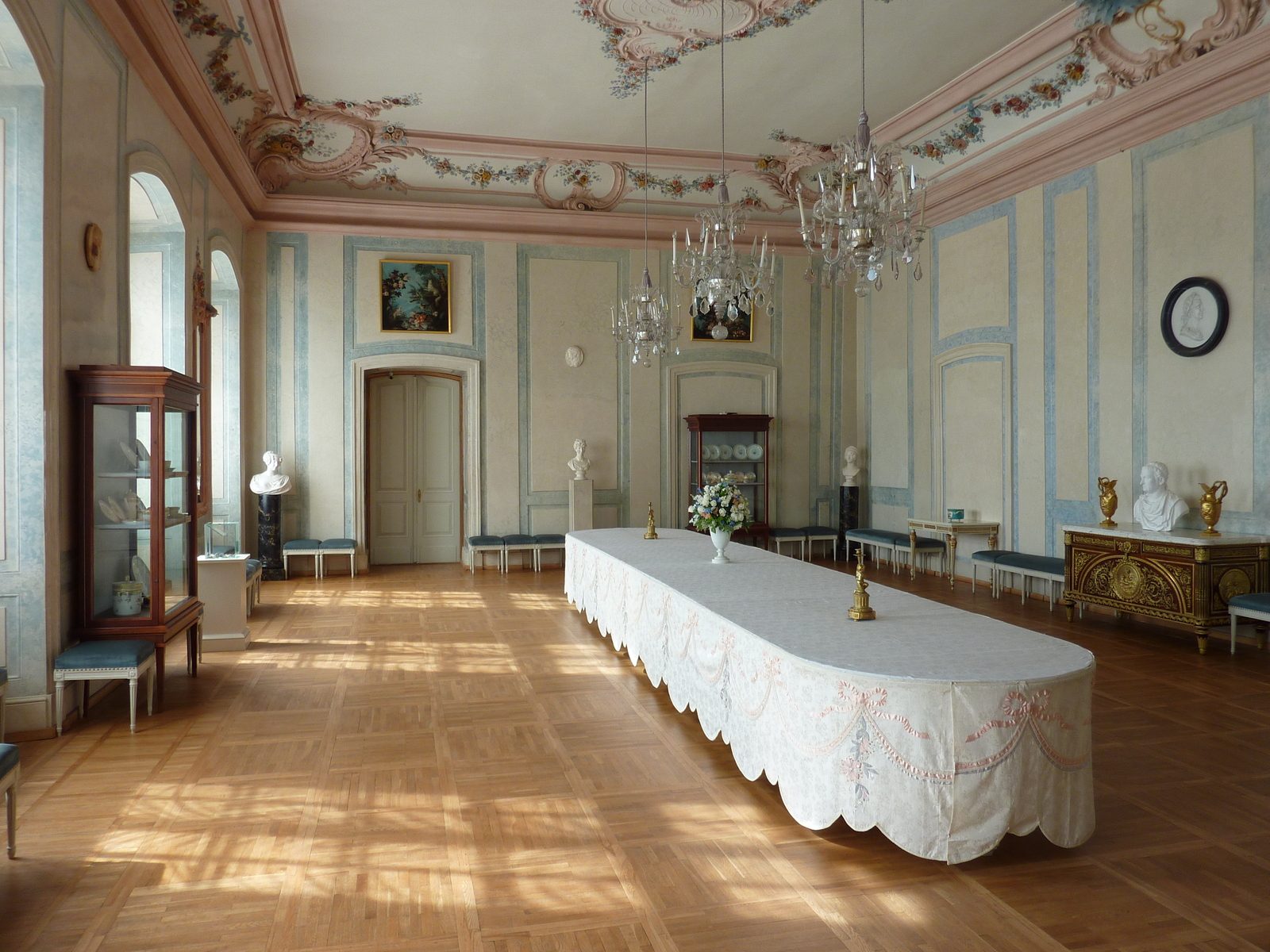 รูปถ่าย ลัตเวีย(Latvia) พระราชวังรุนดาเล(Rundale Palace) 2009-04 2