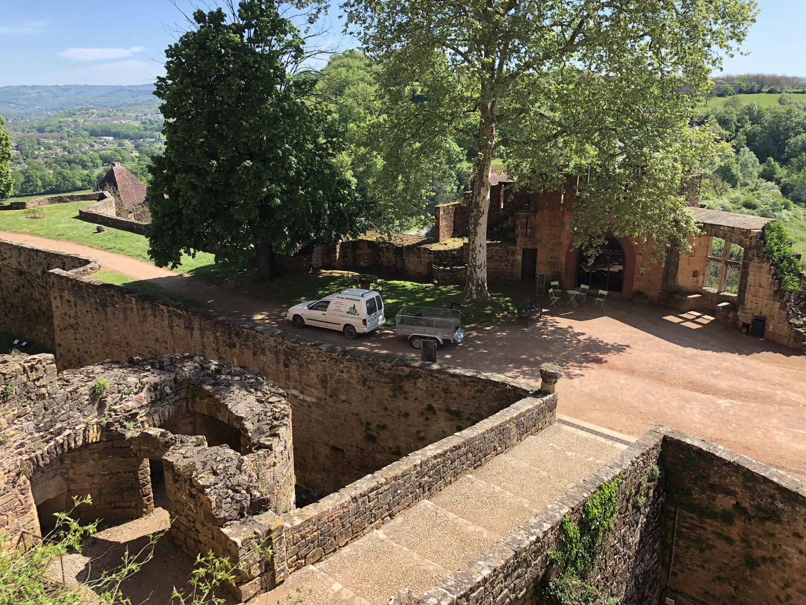 รูปถ่าย ฝรั่งเศส(France) ปราสาทกัสแตลโนเบรอเตอนู(Castelnau Bretenoux Castle) 2018-04 176
