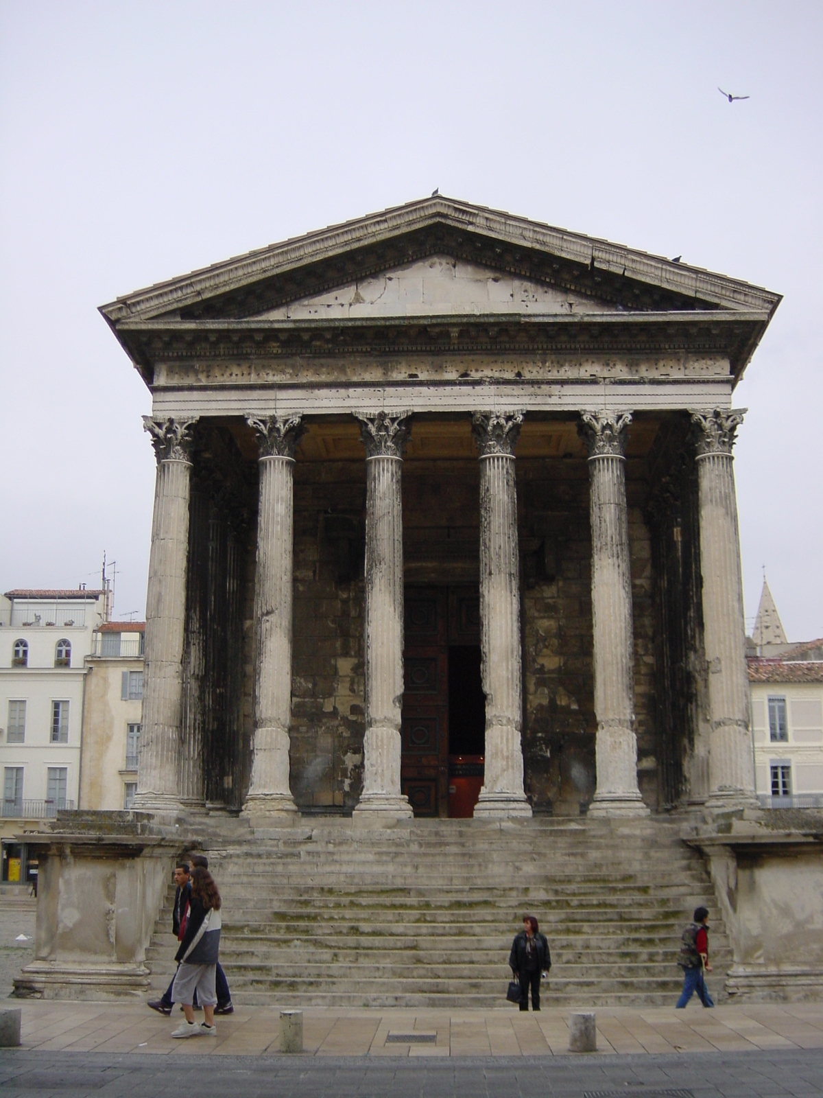 รูปถ่าย ฝรั่งเศส(France) นีเมอ(Nimes) 2001-11 13