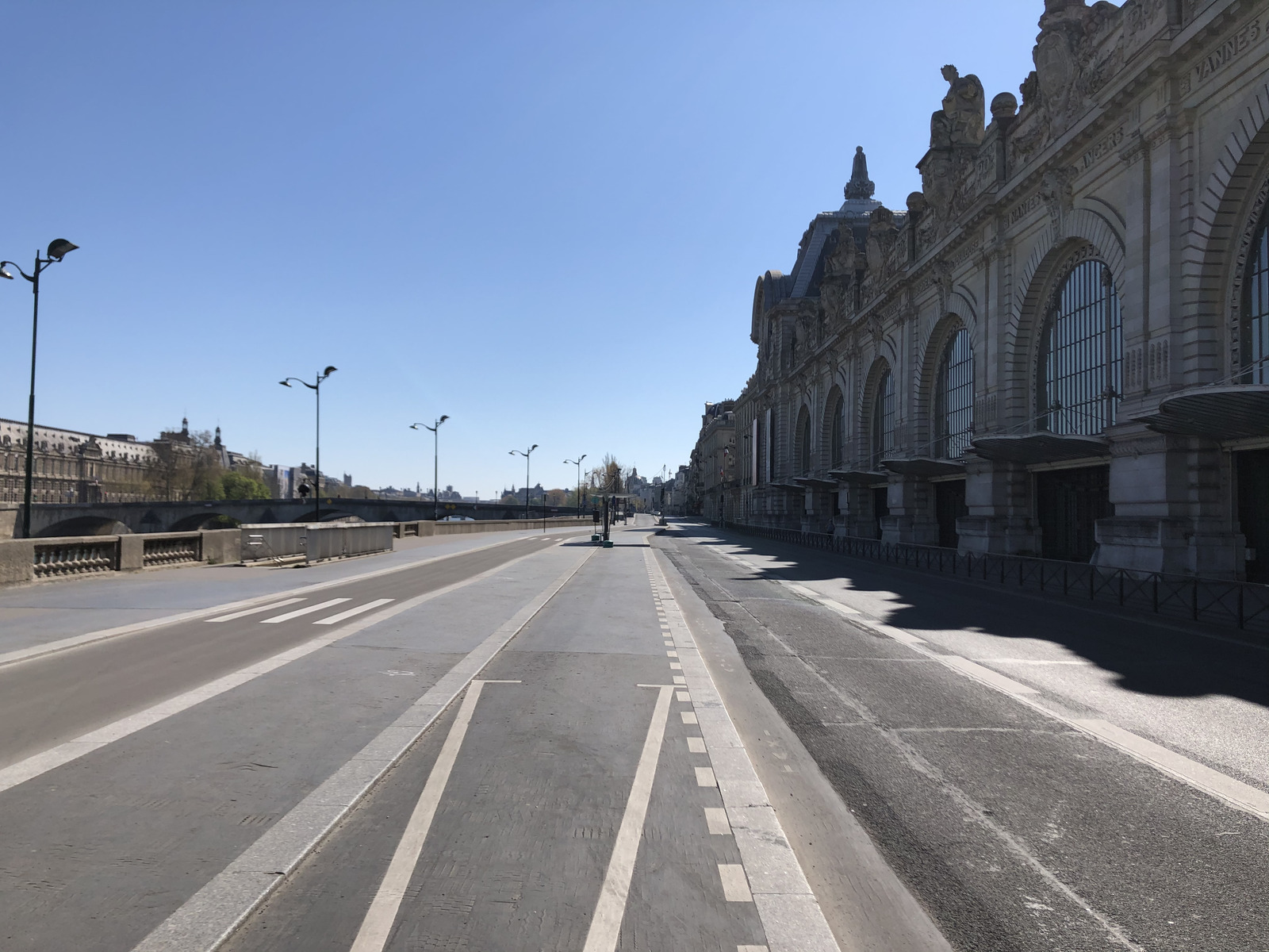 รูปถ่าย ฝรั่งเศส(France) ปารีสช่วงล็อกดาวน์(Paris lockdown) 2020-04 137
