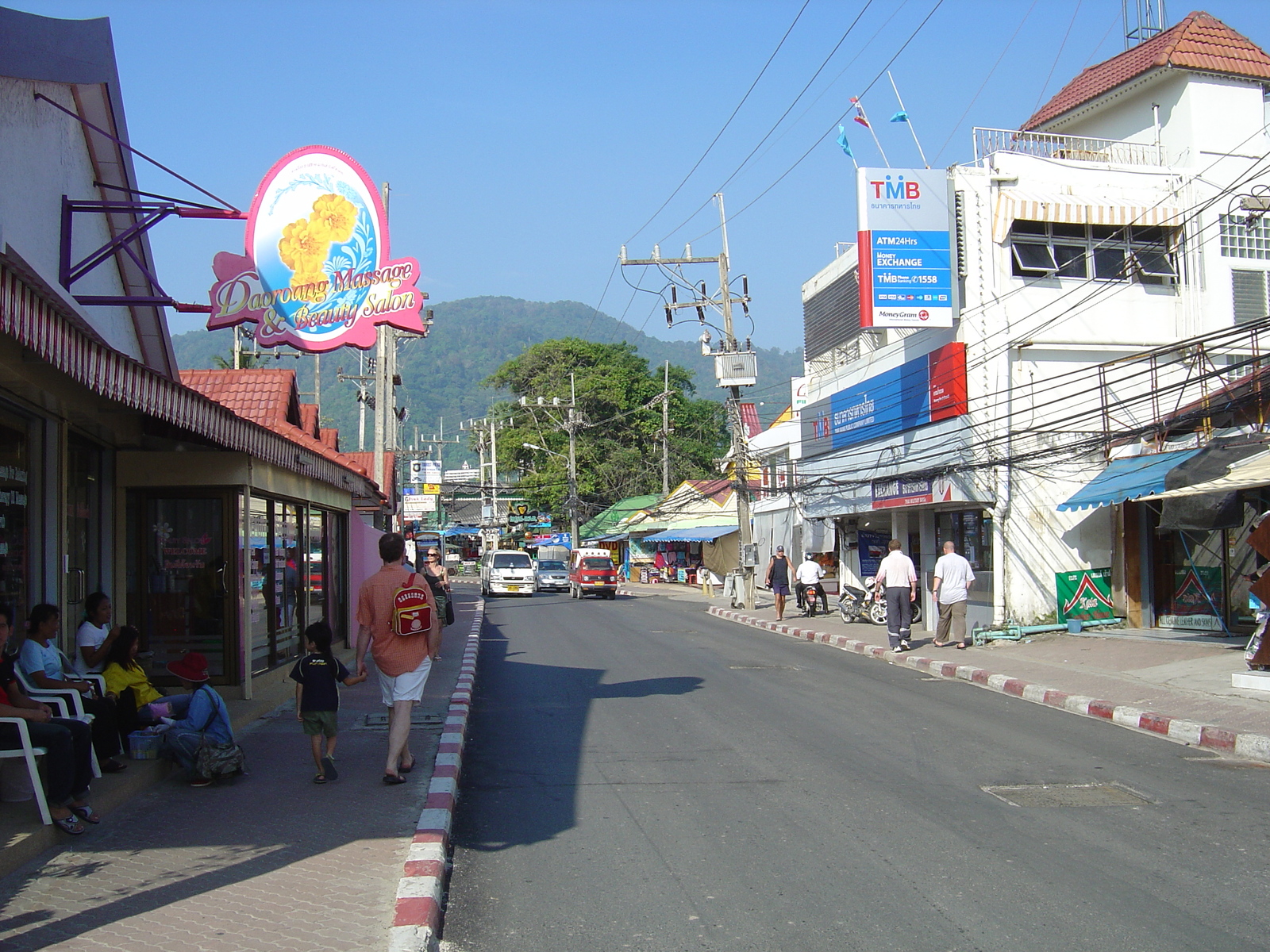 รูปถ่าย ไทย(Thailand) ภูเก็ต(Phuket) ป่าตอง(Patong) ถนนเลียบชายหาด(Beach Road) 2005-12 7