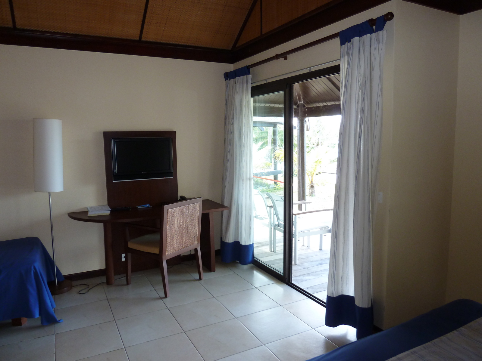 รูปถ่าย นิวแคลิโดเนีย(New Caledonia) เกาะลีฟู(Lifou) โรงแรมเดรฮูวิลเลจ(Drehu Village Hotel) 2010-05 61