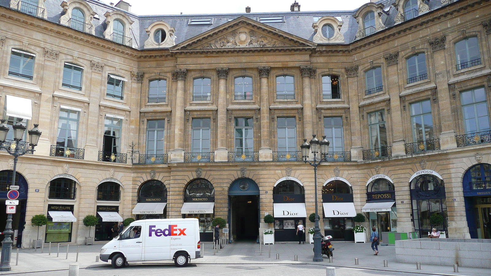 รูปถ่าย ฝรั่งเศส(France) ปารีส(Paris) จัตุรัสว็องโดม(Place Vendome) 2007-07 79