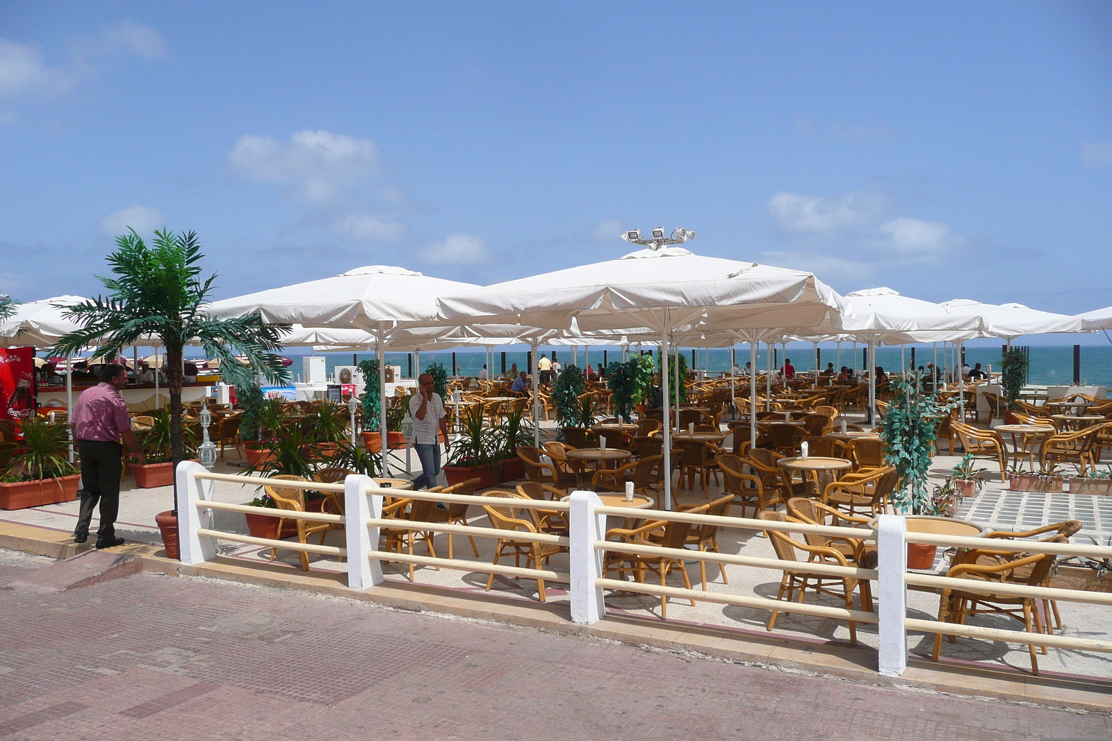 รูปถ่าย โมร็อกโก(Morocco) คาซาบลังกา(Casablanca) ถนนเลียบทะเลคาซาบลังกา(Casablanca Corniche) 2008-07 83