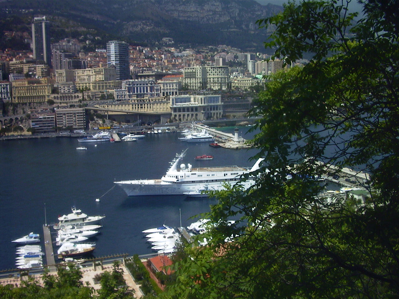 รูปถ่าย โมนาโก(Monaco) 2000-05 6