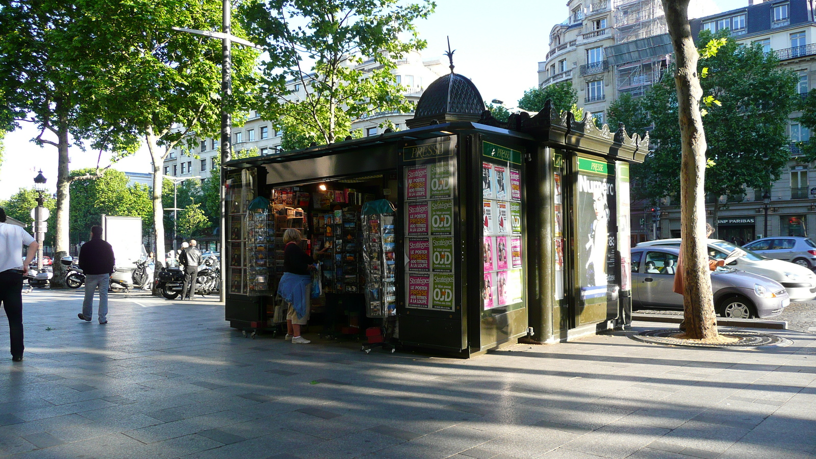 รูปถ่าย ฝรั่งเศส(France) ปารีส(Paris) ช็องเซลีเซ(Champs Elysees) 2007-04 117