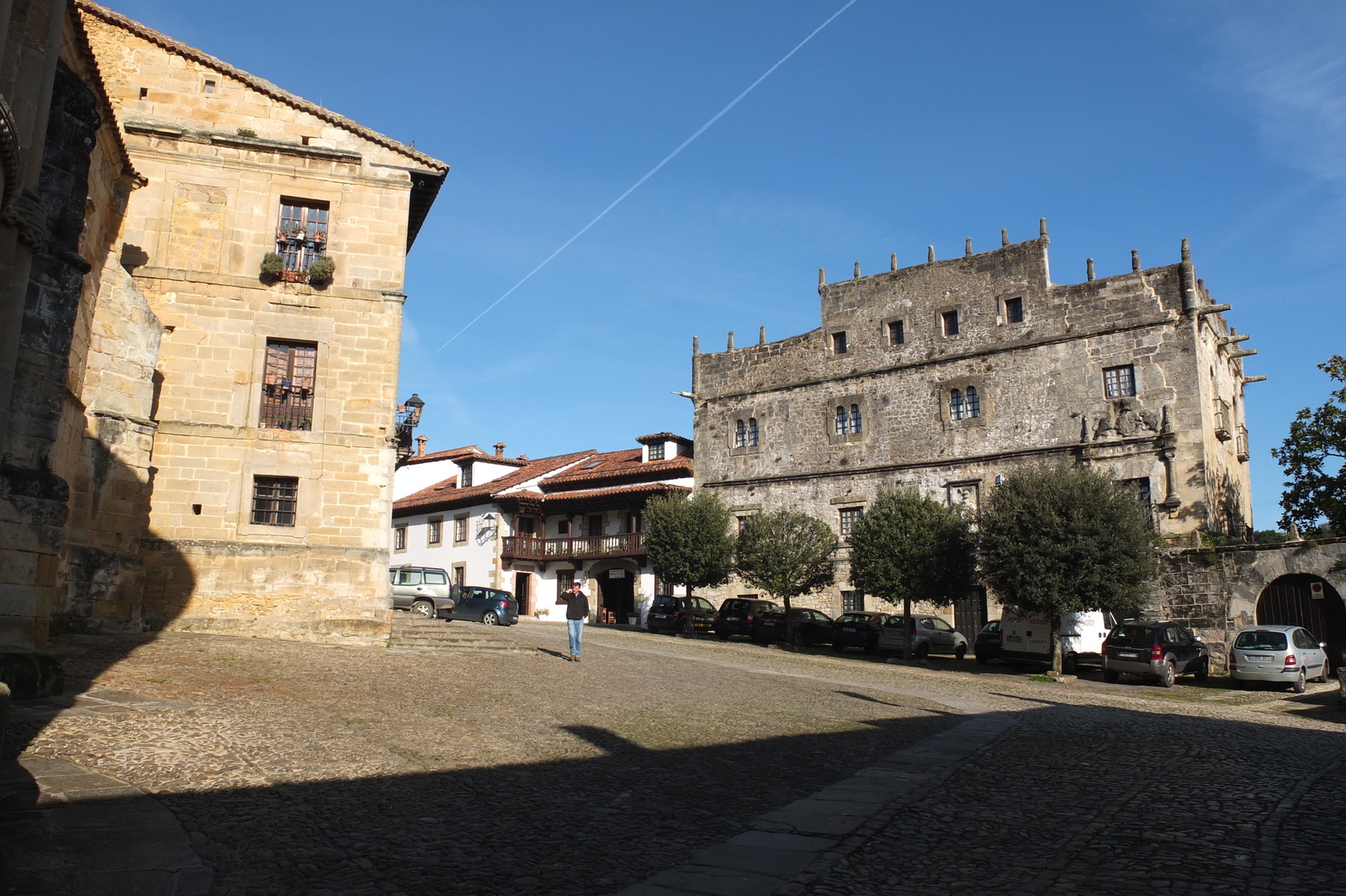 รูปถ่าย สเปน(Spain) ซันตีญานาเดลมาร์(Santillana del Mar) 2013-01 49