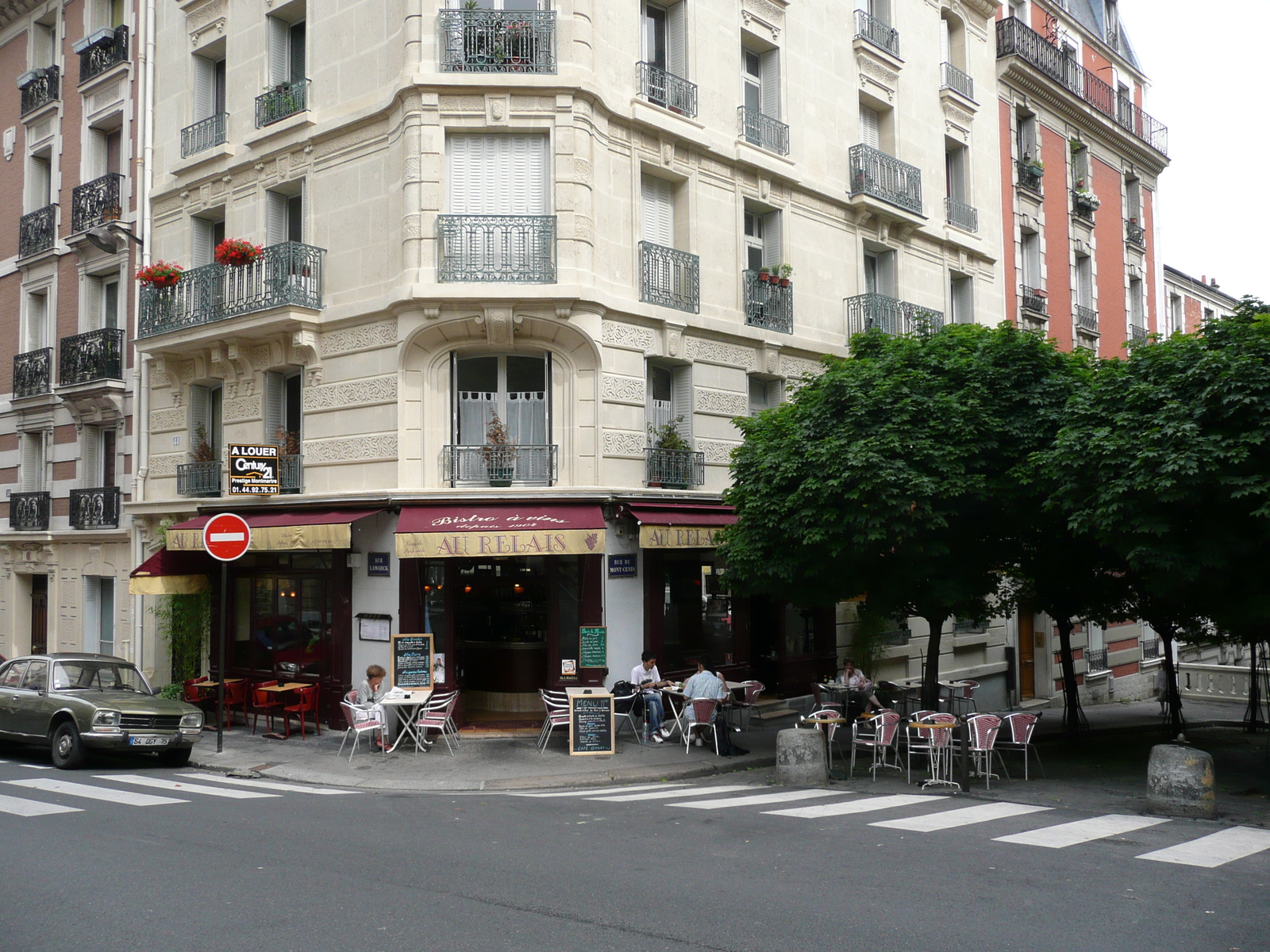 รูปถ่าย ฝรั่งเศส(France) ปารีส(Paris) มังท์มาร์เทรอ(Montmartre) 2007-06 27