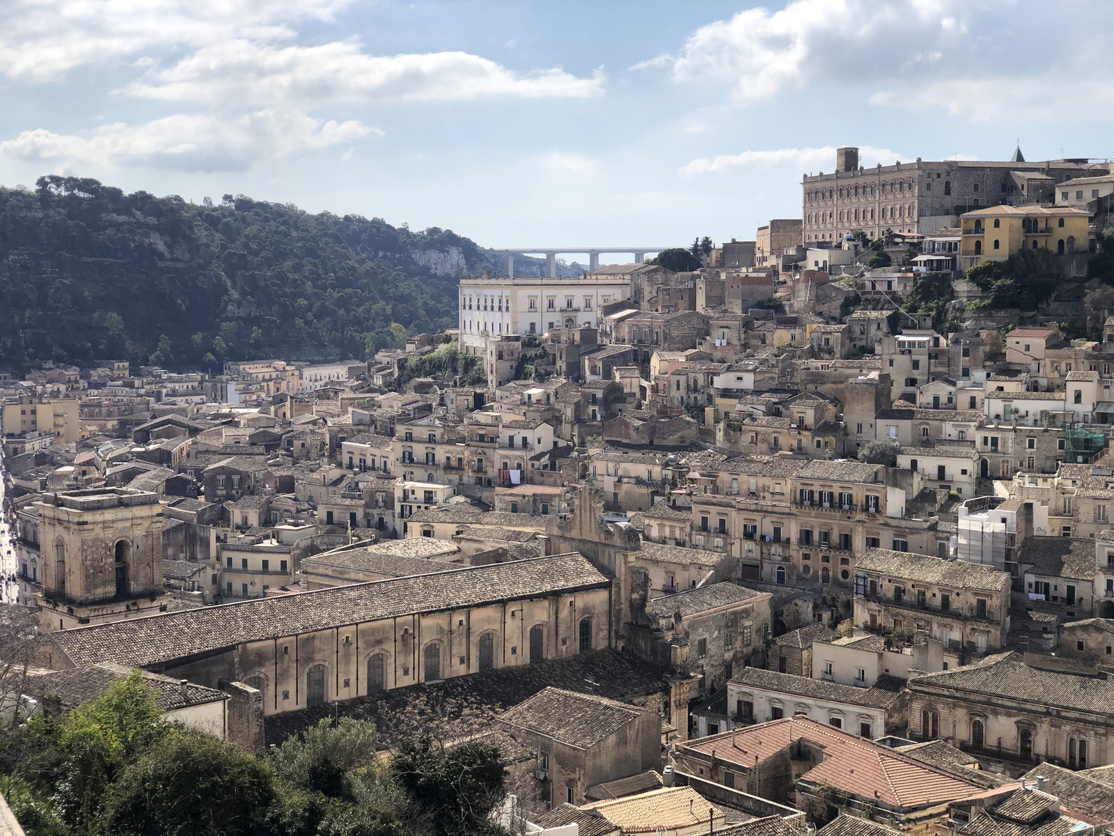 รูปถ่าย อิตาลี(Italy) ซิซิลี(Sicily) โมดีกา(Modica) 2020-02 21