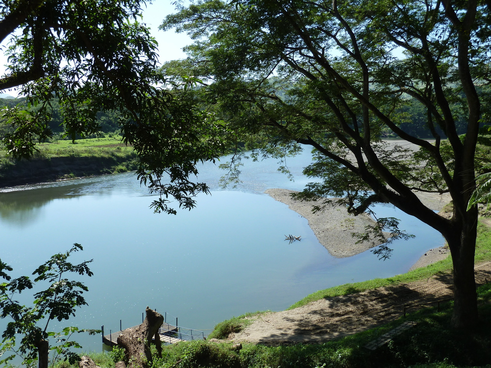 รูปถ่าย ฟิจิ(Fiji) แม่น้ำซิงกาโตกา(Sigatoka river) 2010-05 17
