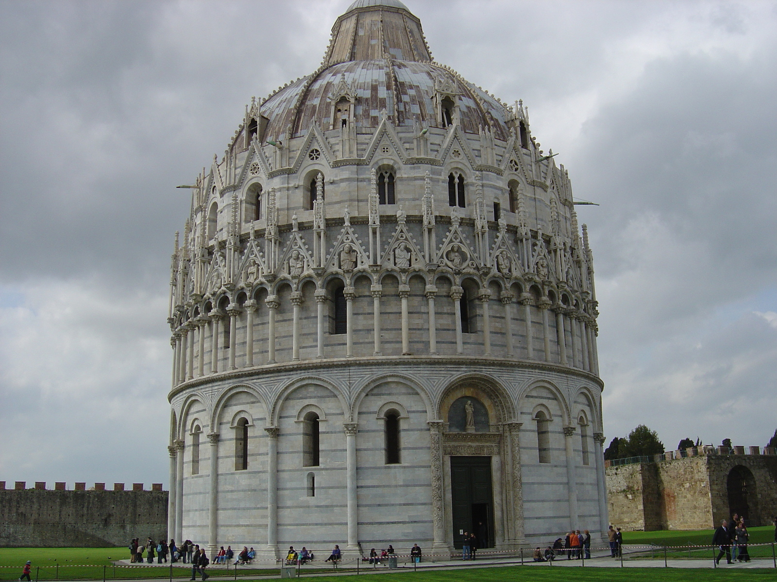 รูปถ่าย อิตาลี(Italy) ปิซา(Pisa) 2004-03 16
