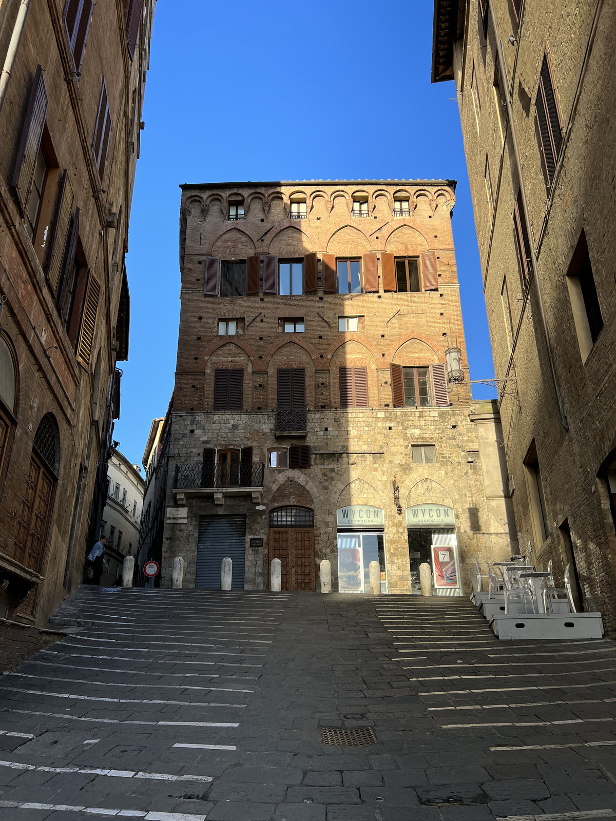 รูปถ่าย อิตาลี(Italy) ซีเอน่า(Siena) 2021-09 16