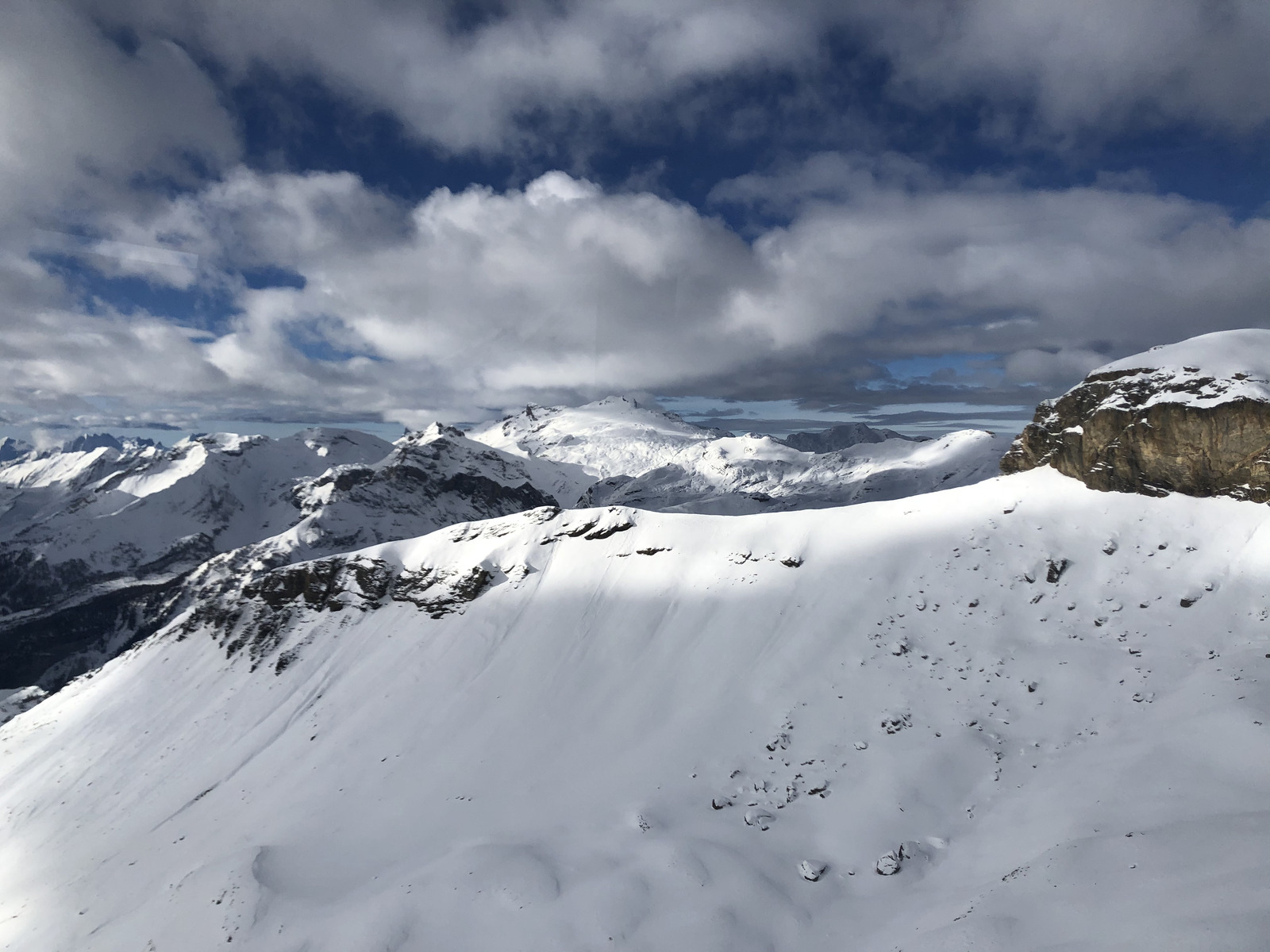 รูปถ่าย สวิสเซอร์แลนด์(Switzerland) ครองส์-มงตานา(Crans Montana) 2020-12 616
