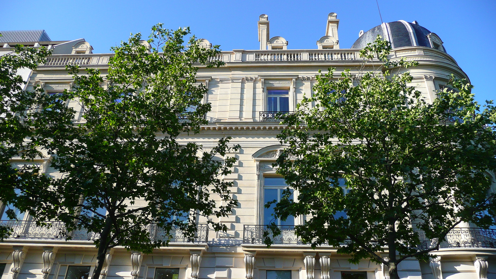 รูปถ่าย ฝรั่งเศส(France) ปารีส(Paris) ช็องเซลีเซ(Champs Elysees) 2007-04 79